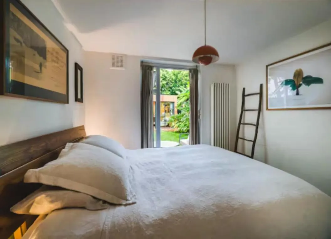 Stunning 2BR, split-level Flat w garden, Deptford