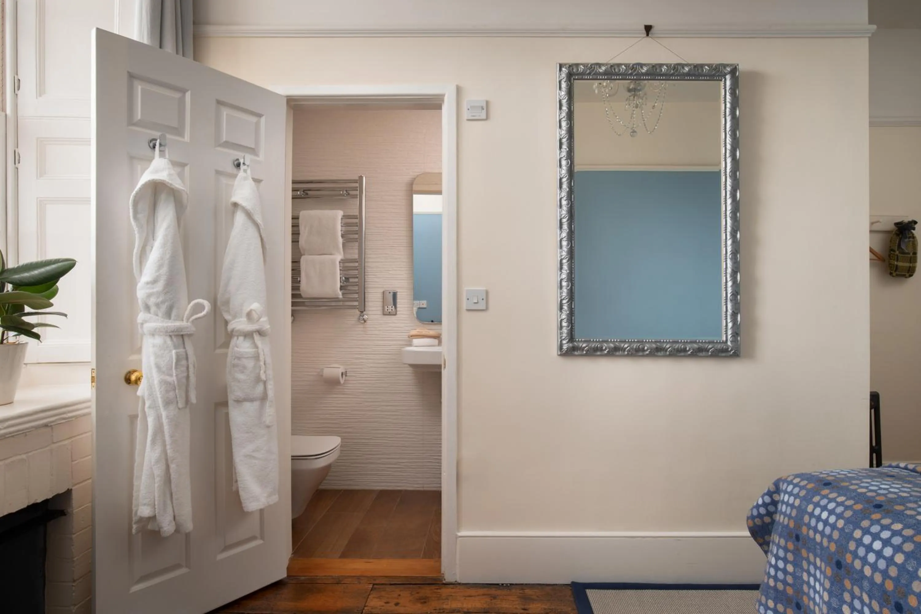Bathroom in Dorset House