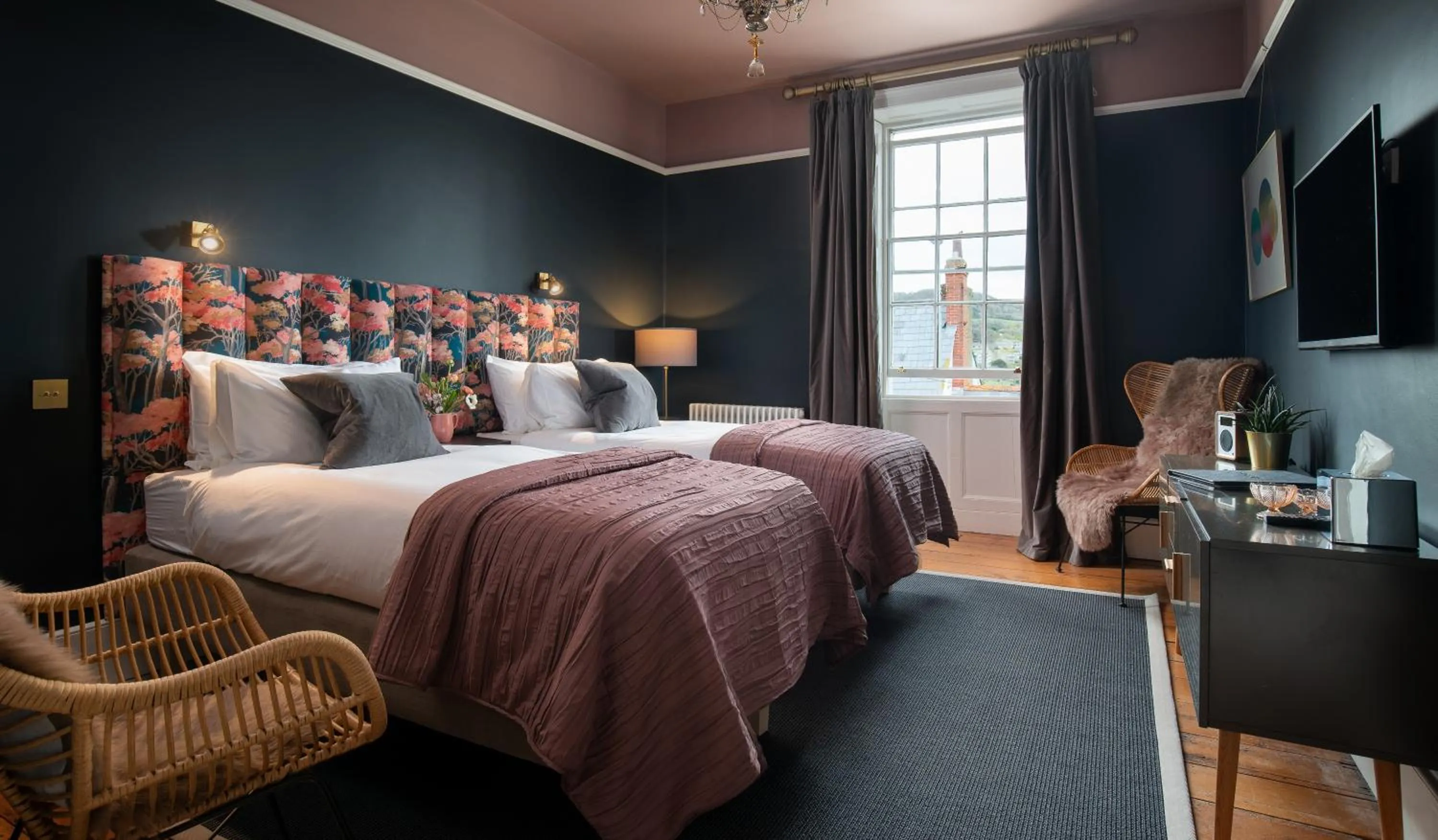 Photo of the whole room in Dorset House