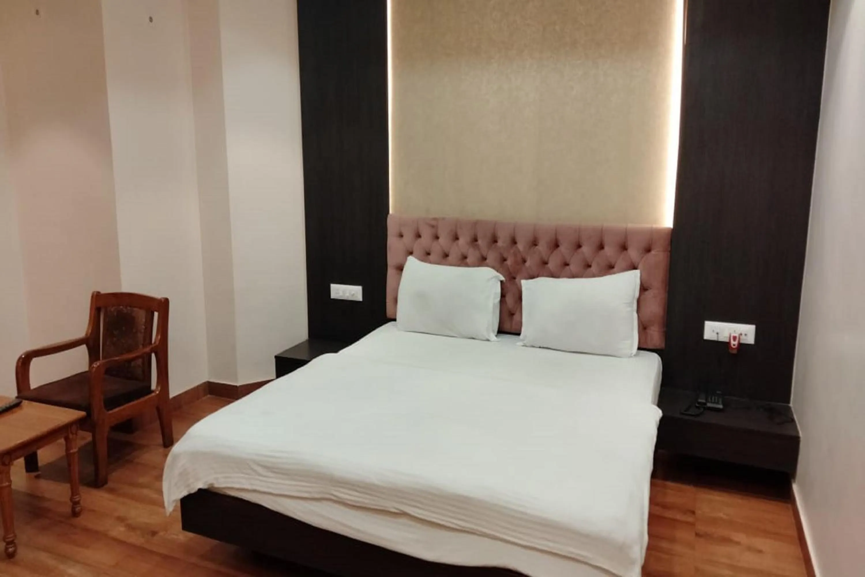 Bedroom, Bed in Hotel Park Regency