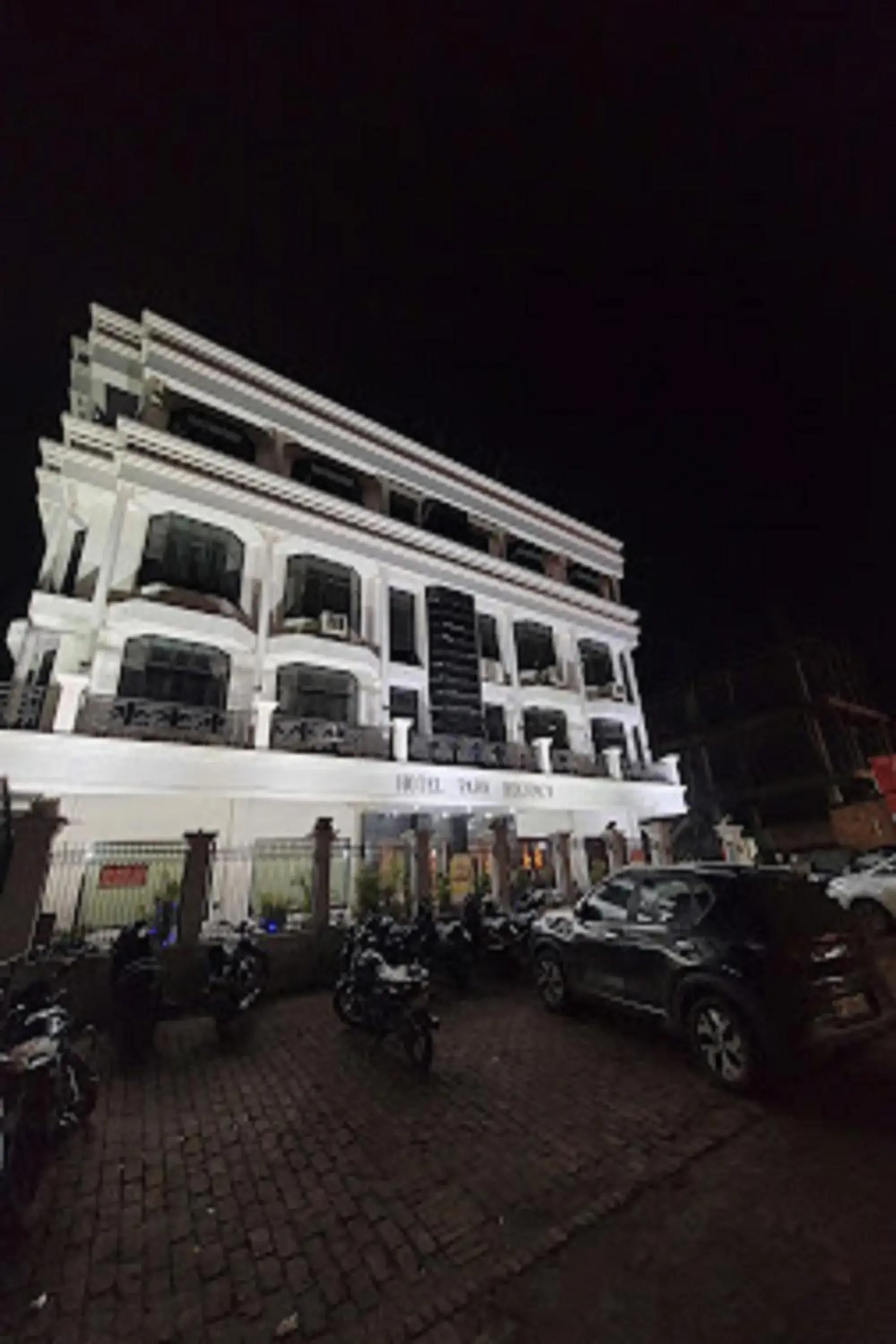 Property building in Hotel Park Regency Property building in Hotel Park Regency