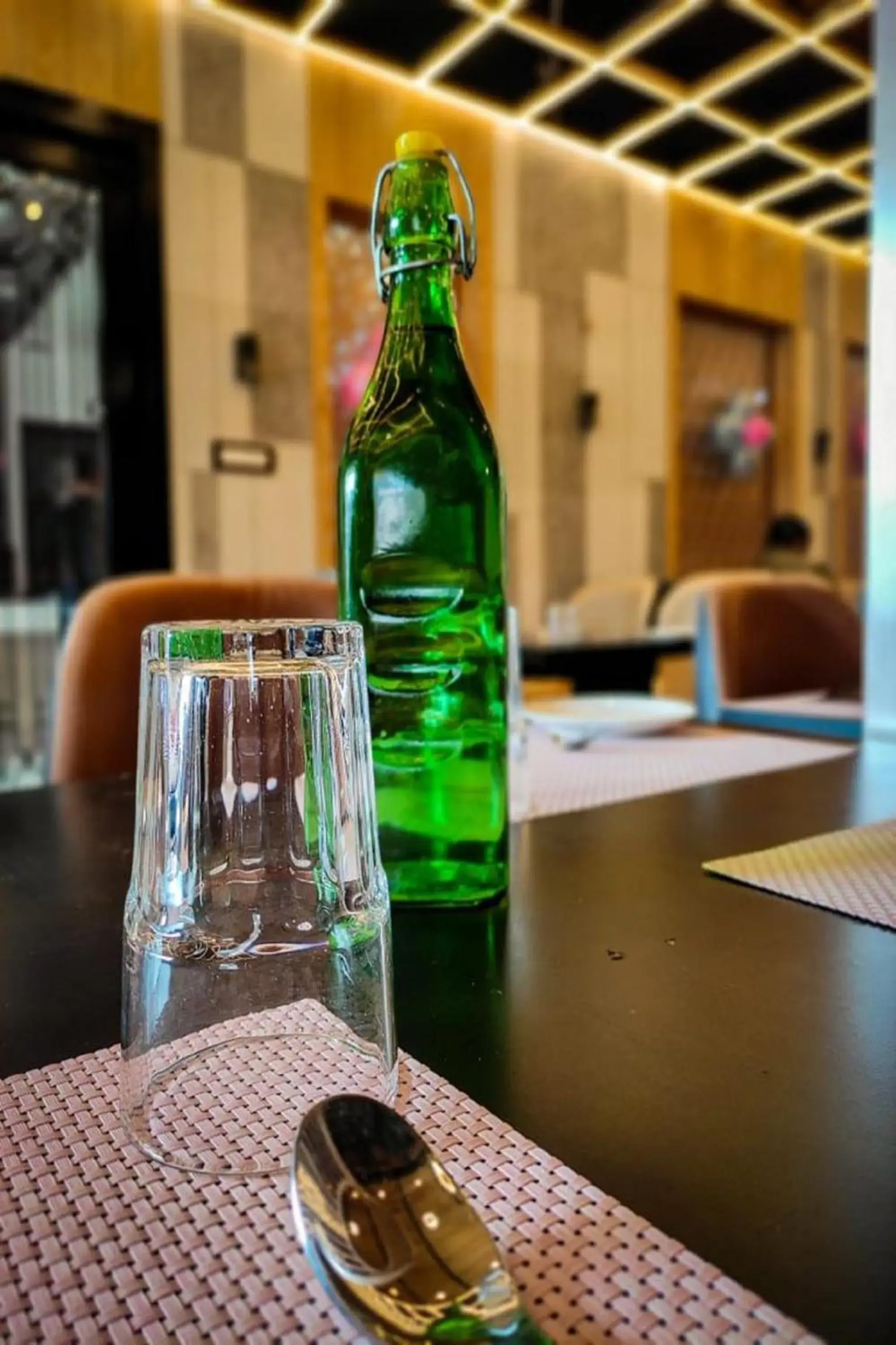 Restaurant/places to eat in Hotel Park Regency Restaurant/places to eat in Hotel Park Regency