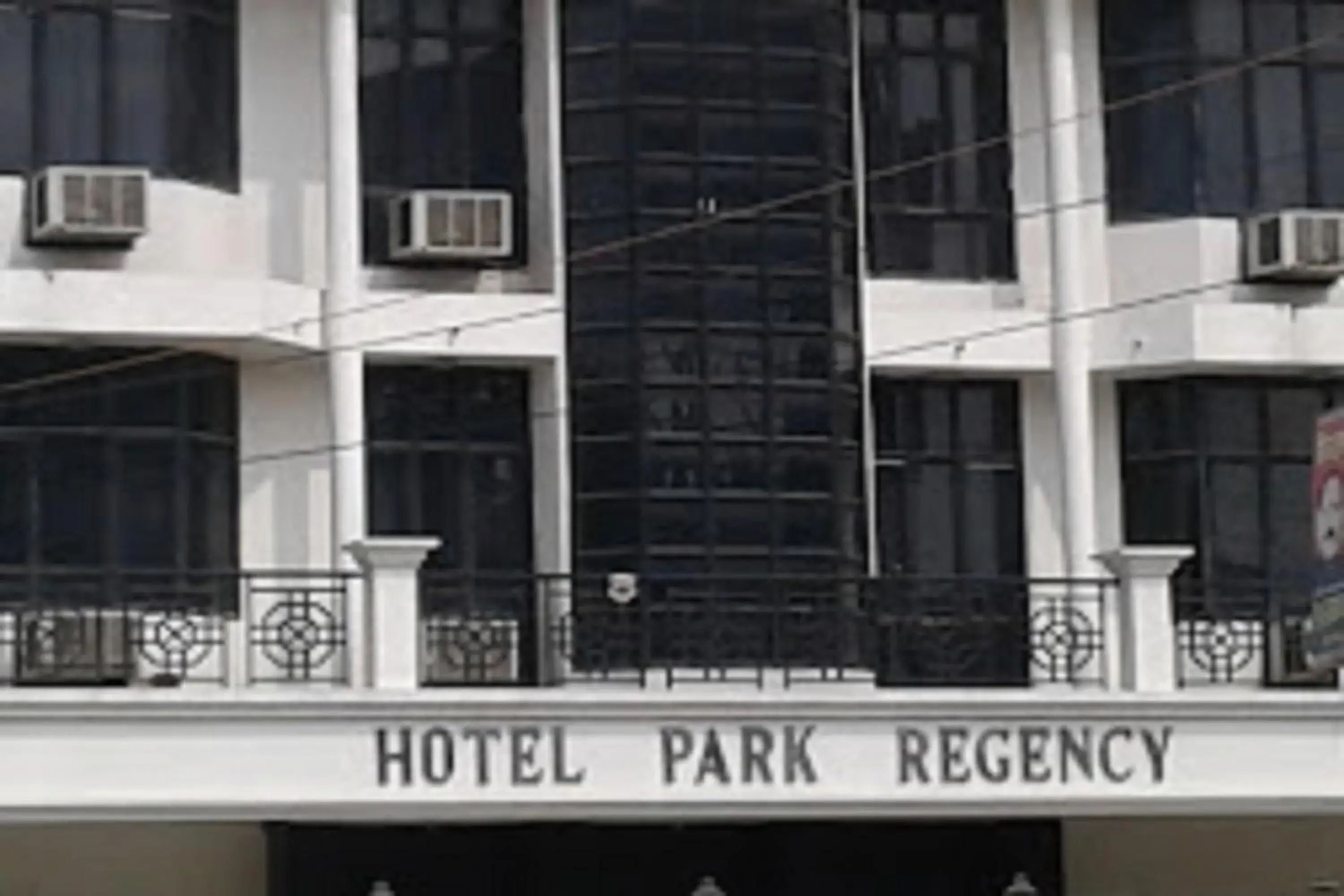 Property building in Hotel Park Regency Property building in Hotel Park Regency