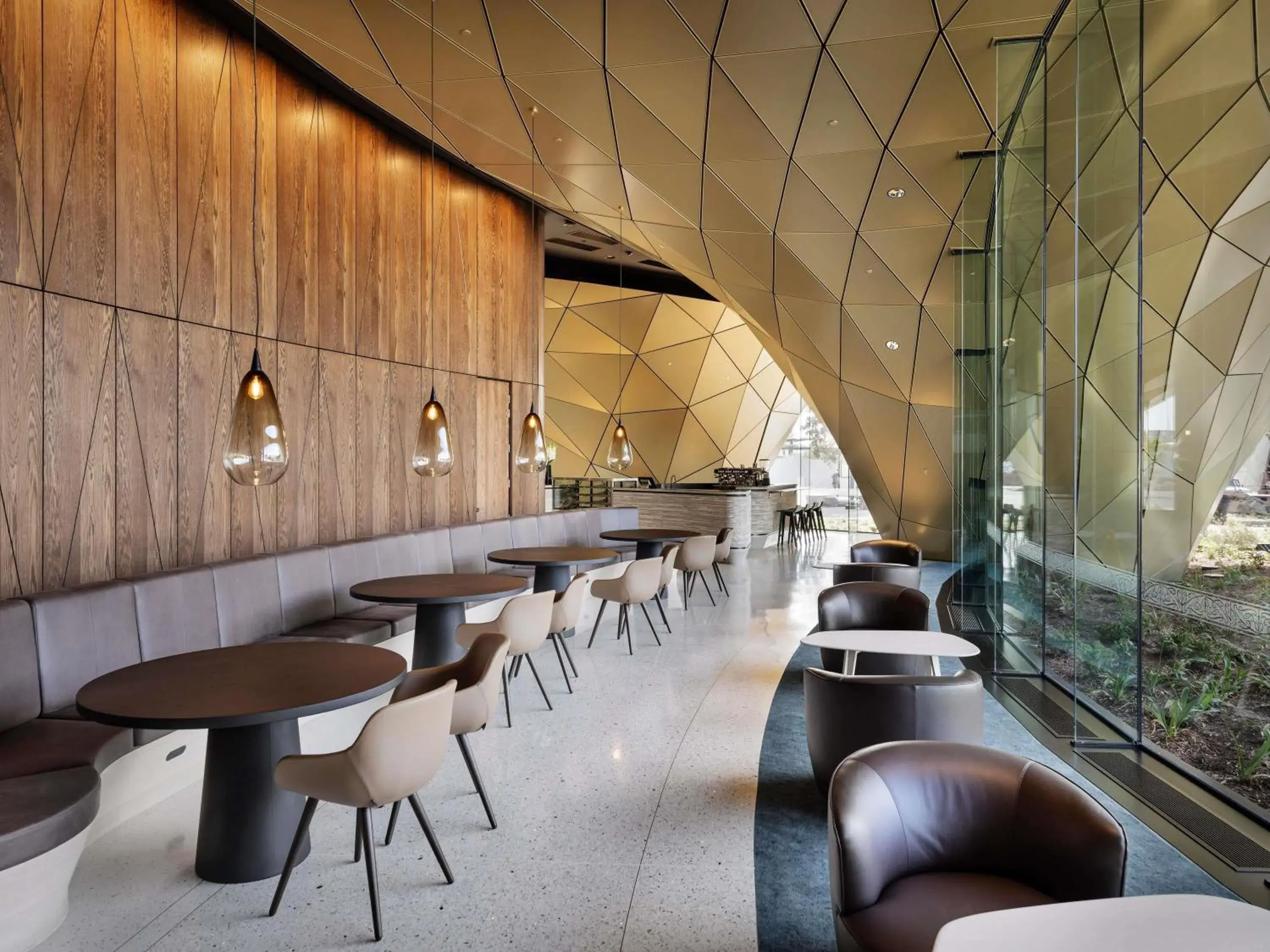 Property building in Pullman Auckland Airport Property building in Pullman Auckland Airport