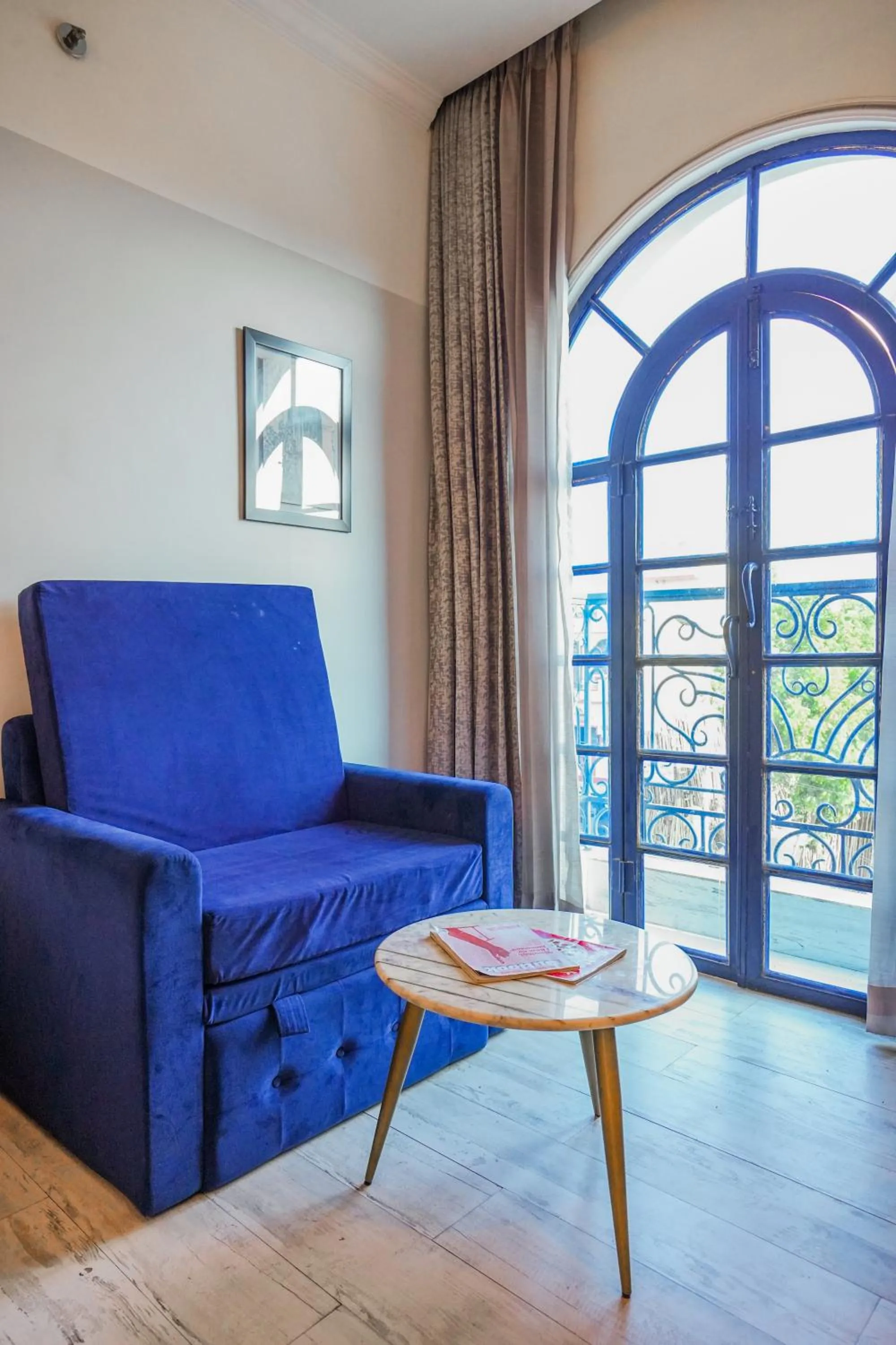 Balcony/Terrace in The Belmonte House By Levelup