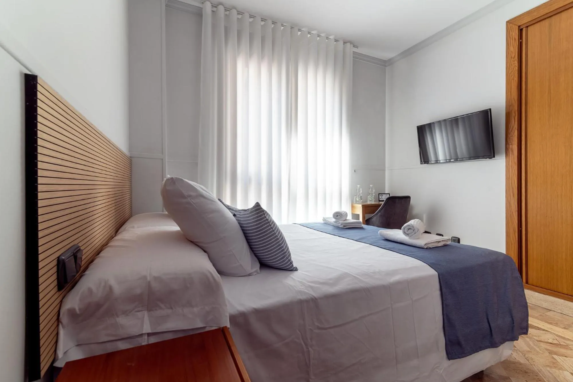 Bed in Hotel Reina Mora