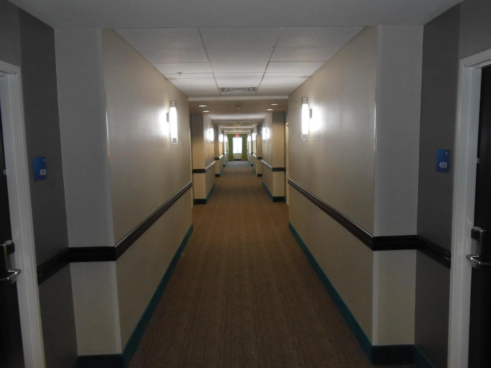 Lobby or reception in Holiday Inn Express & Suites Houston Northwest-Brookhollow by IHG