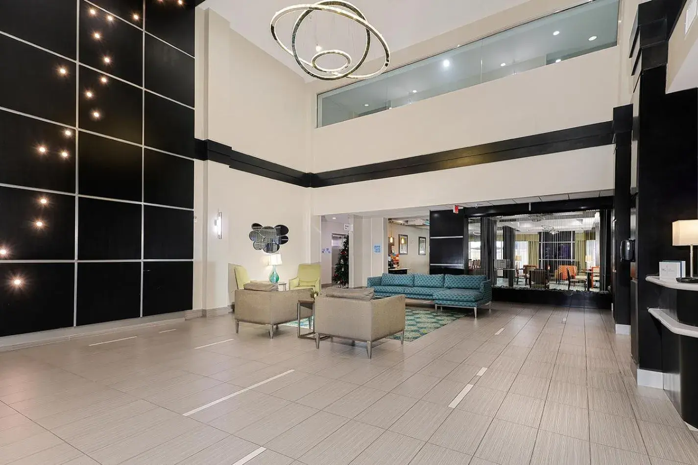 Lobby or reception in Holiday Inn Express & Suites Houston Northwest-Brookhollow by IHG Lobby or reception in Holiday Inn Express & Suites Houston Northwest-Brookhollow by IHG