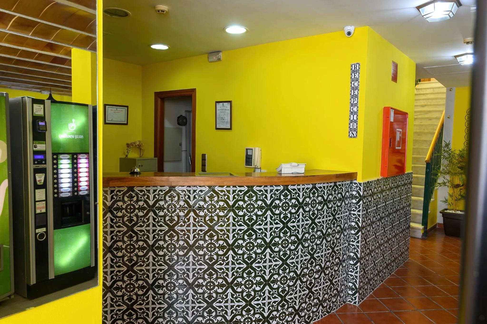 Lobby or reception in Hotel H28 Camas