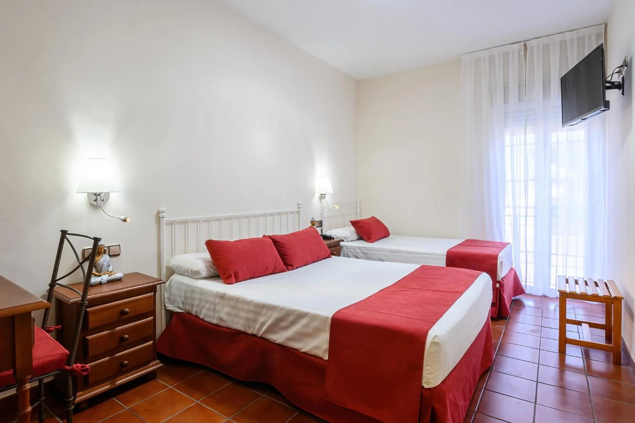 Bed in Hotel H28 Camas