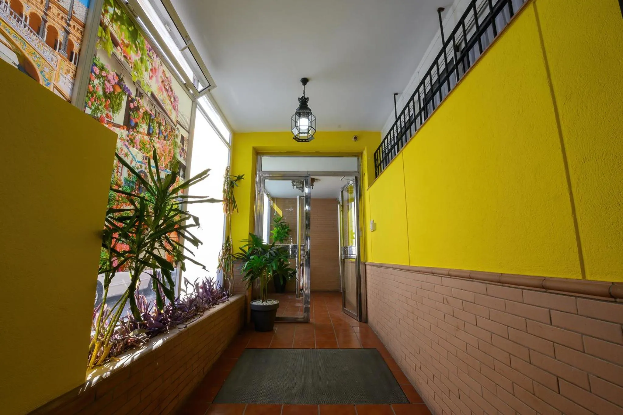 Lobby or reception in Hotel H28 Camas