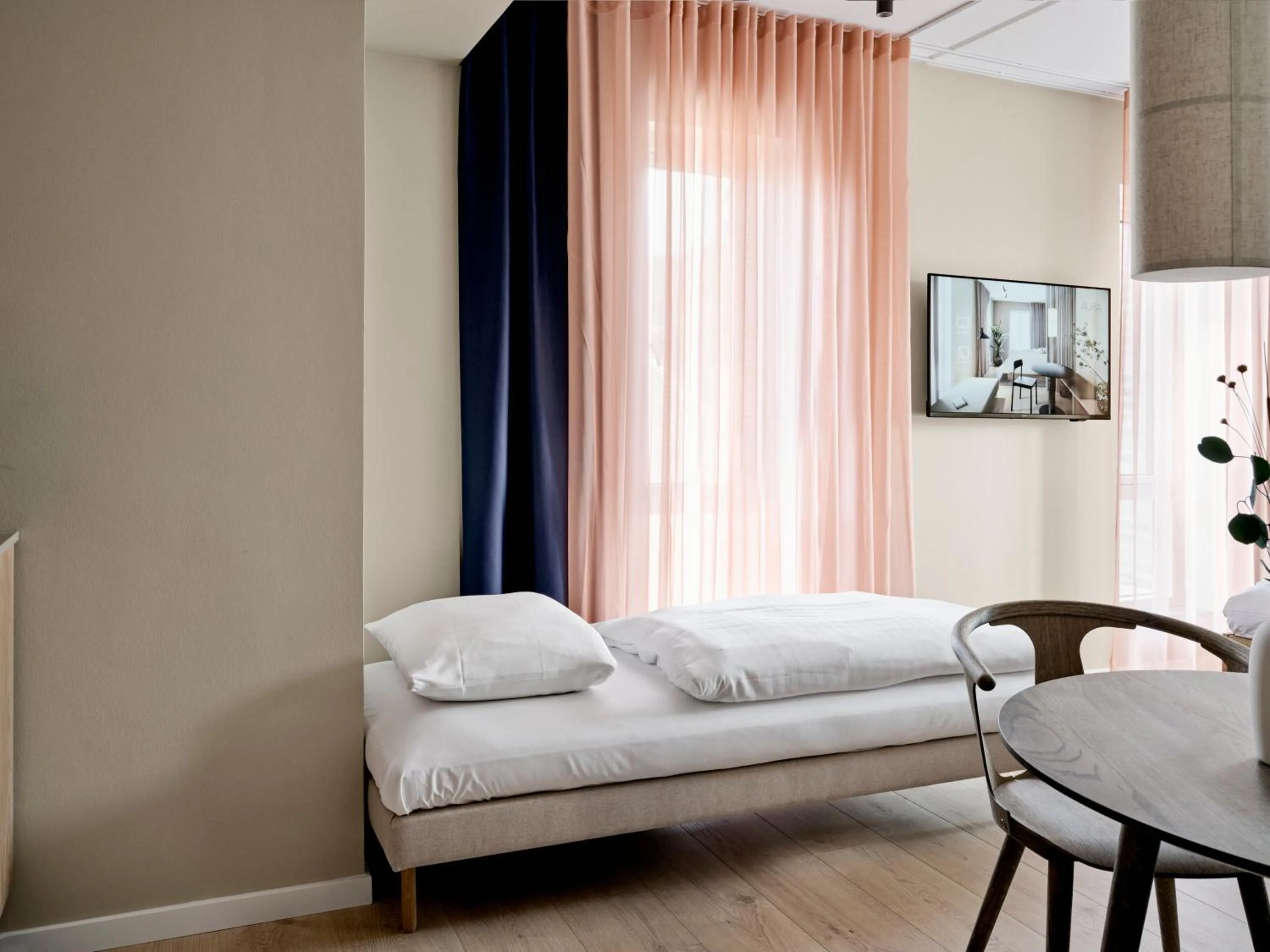 TV and multimedia, Bed in Aura Apartment Hotel