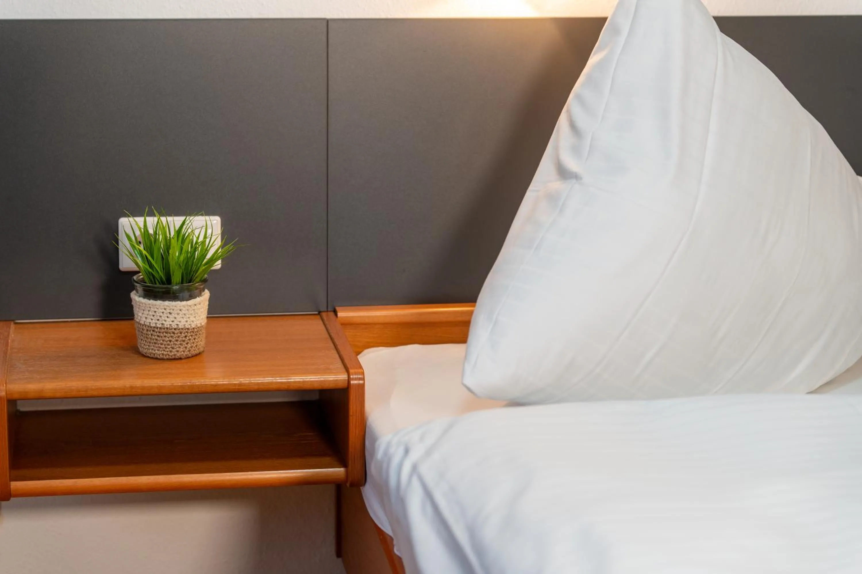 Photo of the whole room, Bed in Landhotel Elkemann