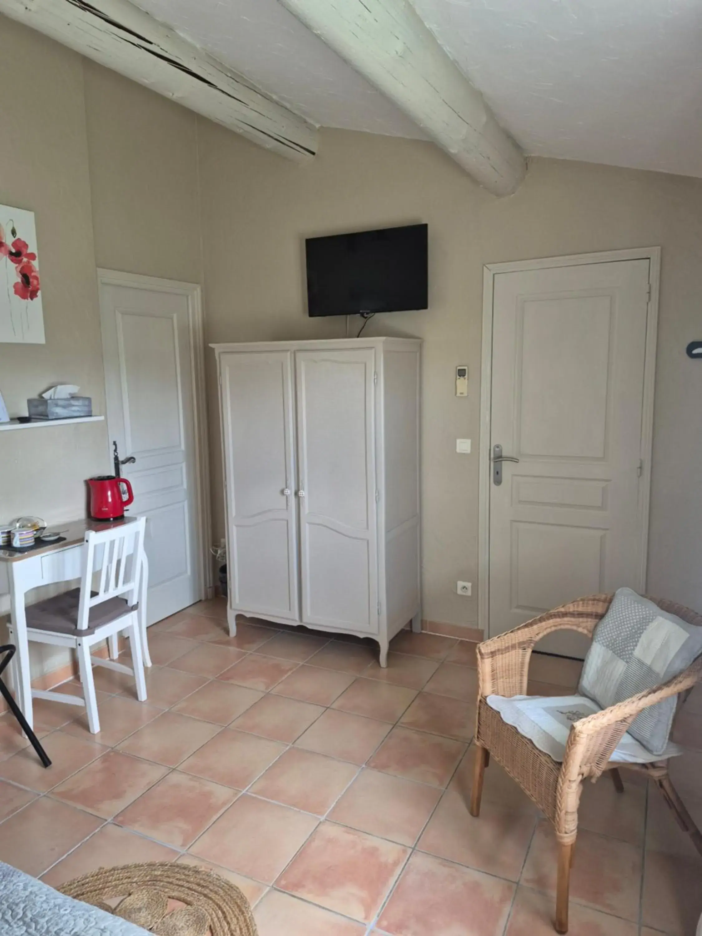 Double Room - single occupancy in Mas Clement - Chambre et table d'hôtes Double Room - single occupancy in Mas Clement - Chambre et table d'hôtes