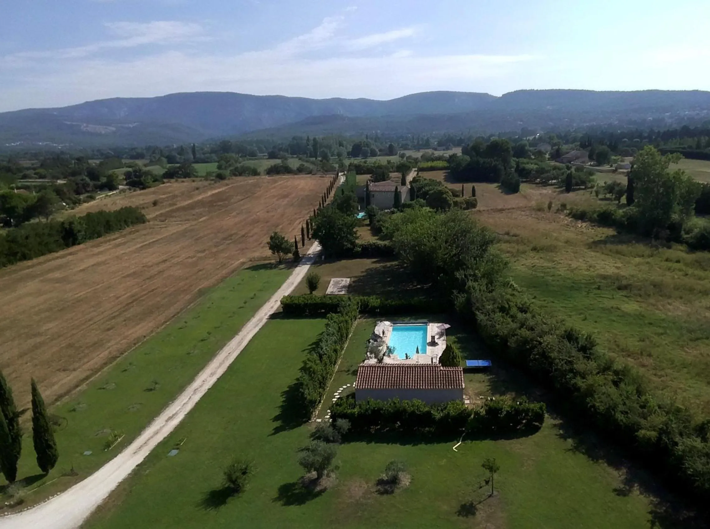 Bird's eye view in Mas Clement - Chambre et table d'hôtes