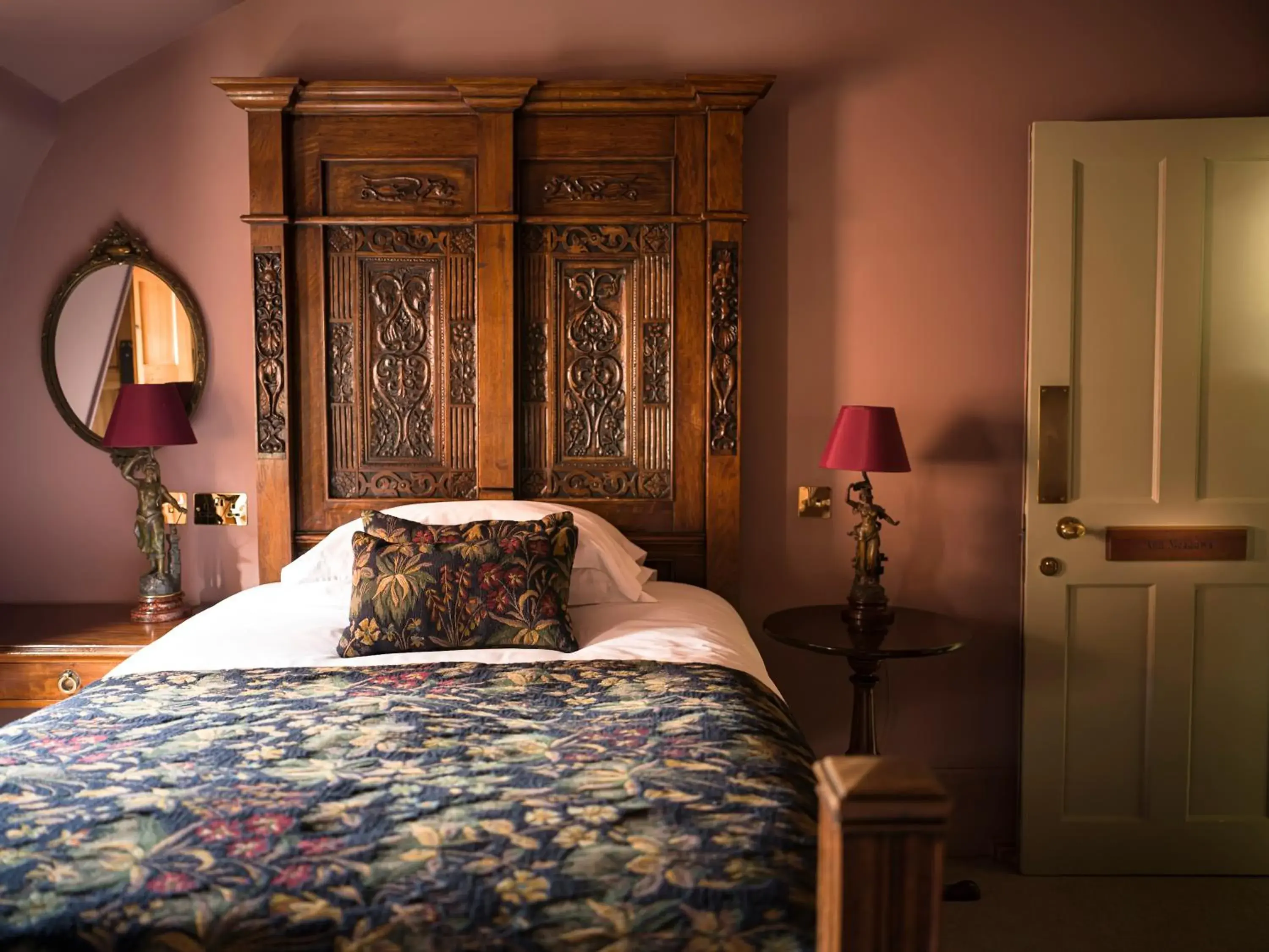 Bed in The Rookery Bed in The Rookery