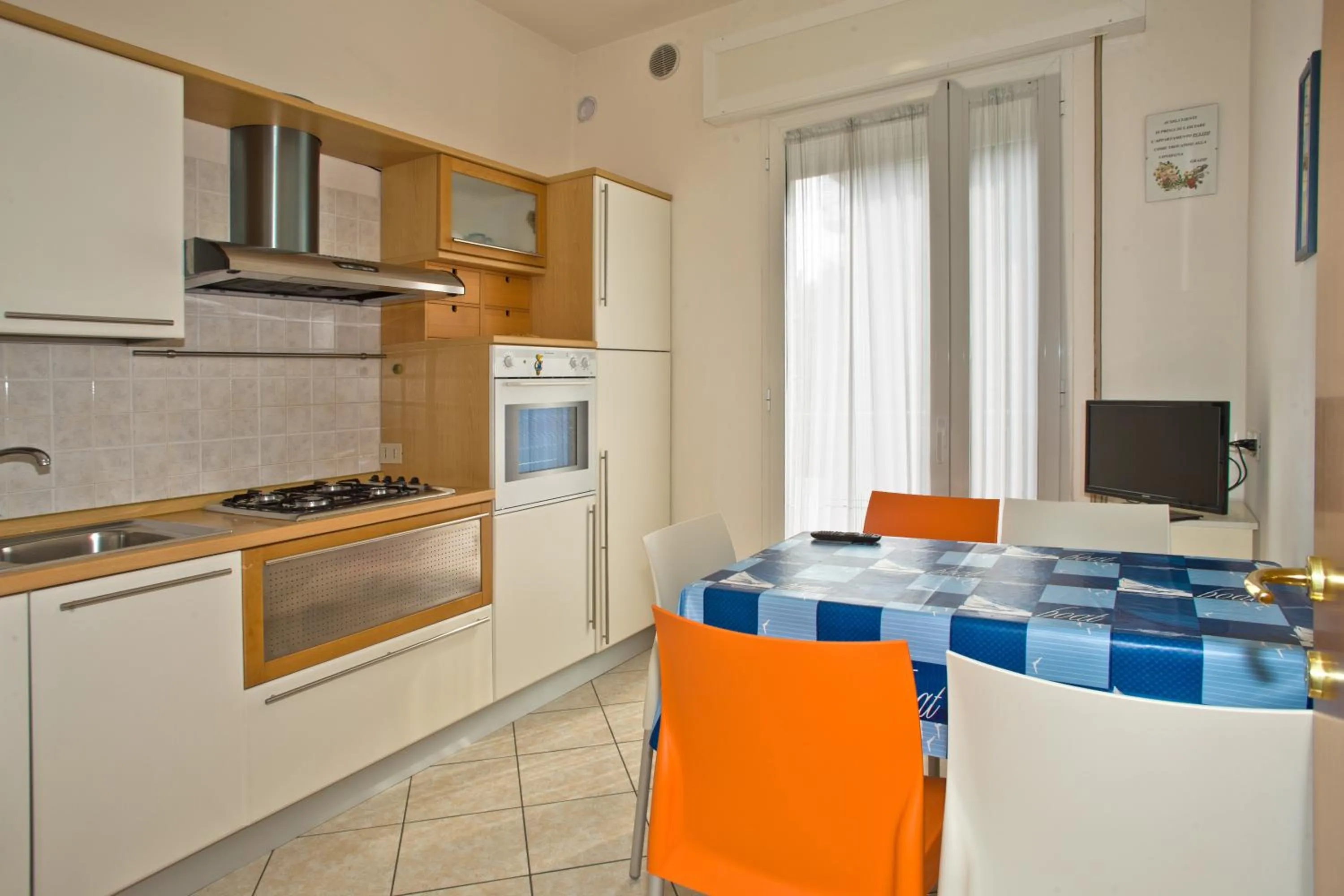 Kitchen or kitchenette in Villa Hanna