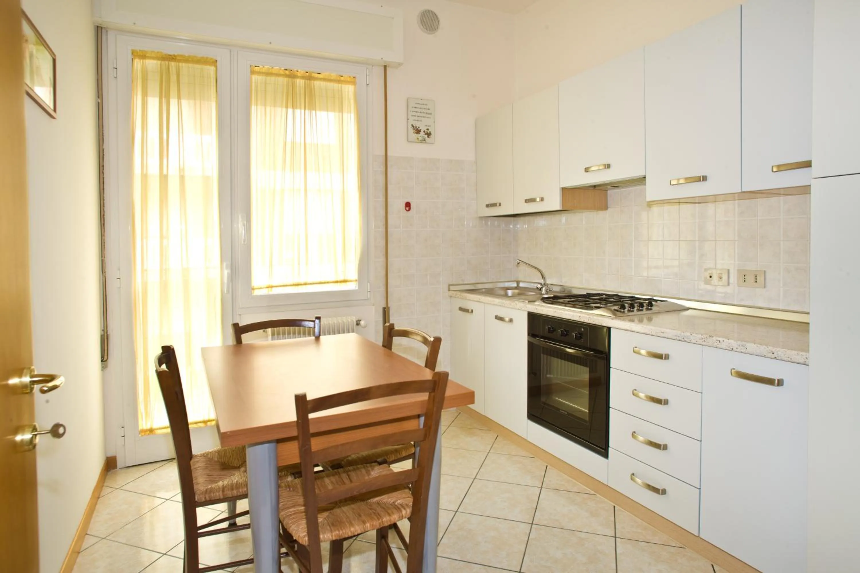 Kitchen or kitchenette in Villa Hanna