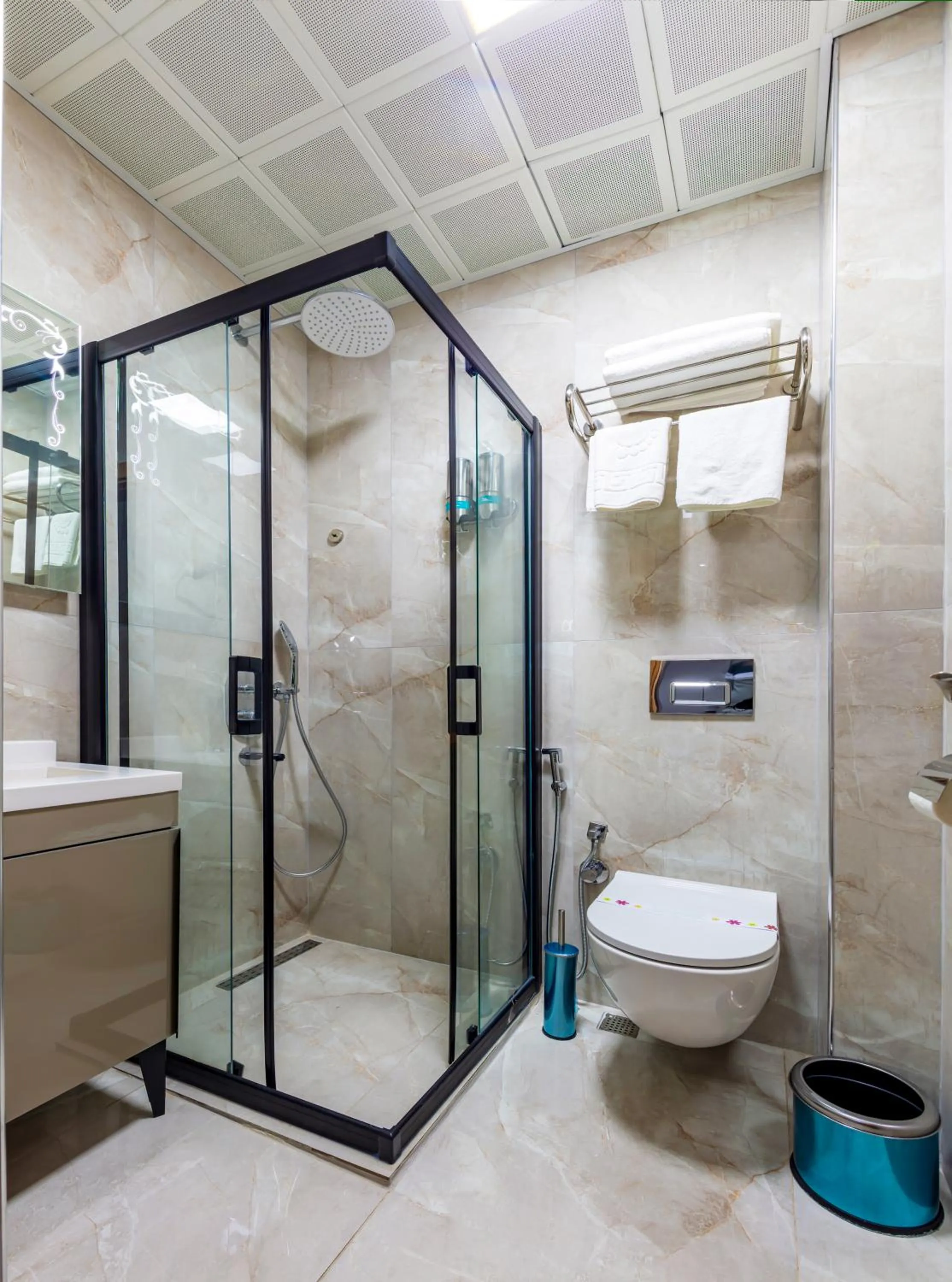 Shower in Dem Premium Hotel - Round Trip Airport Service - Istanbul International Airport