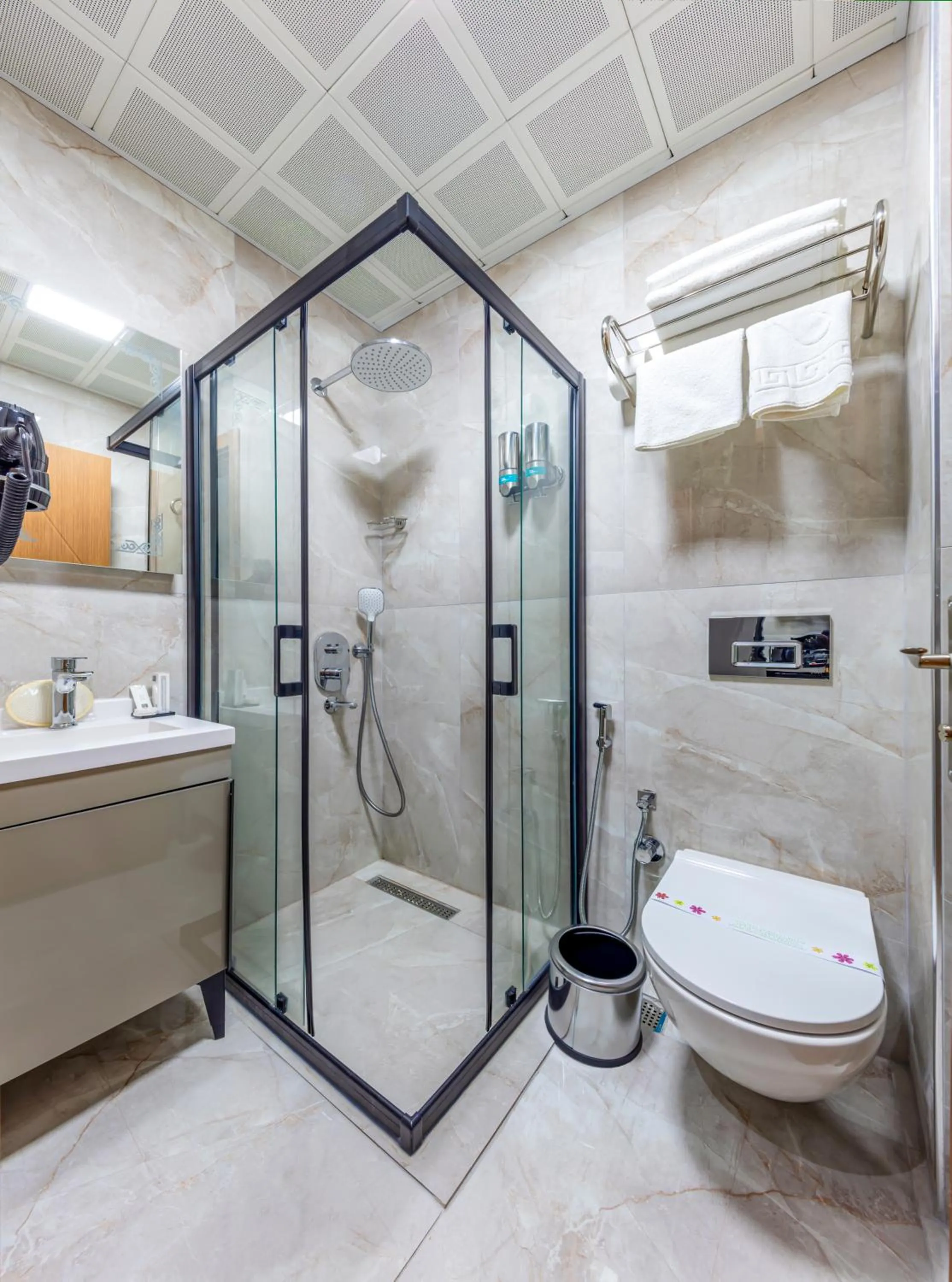 Shower in Dem Premium Hotel - Round Trip Airport Service - Istanbul International Airport