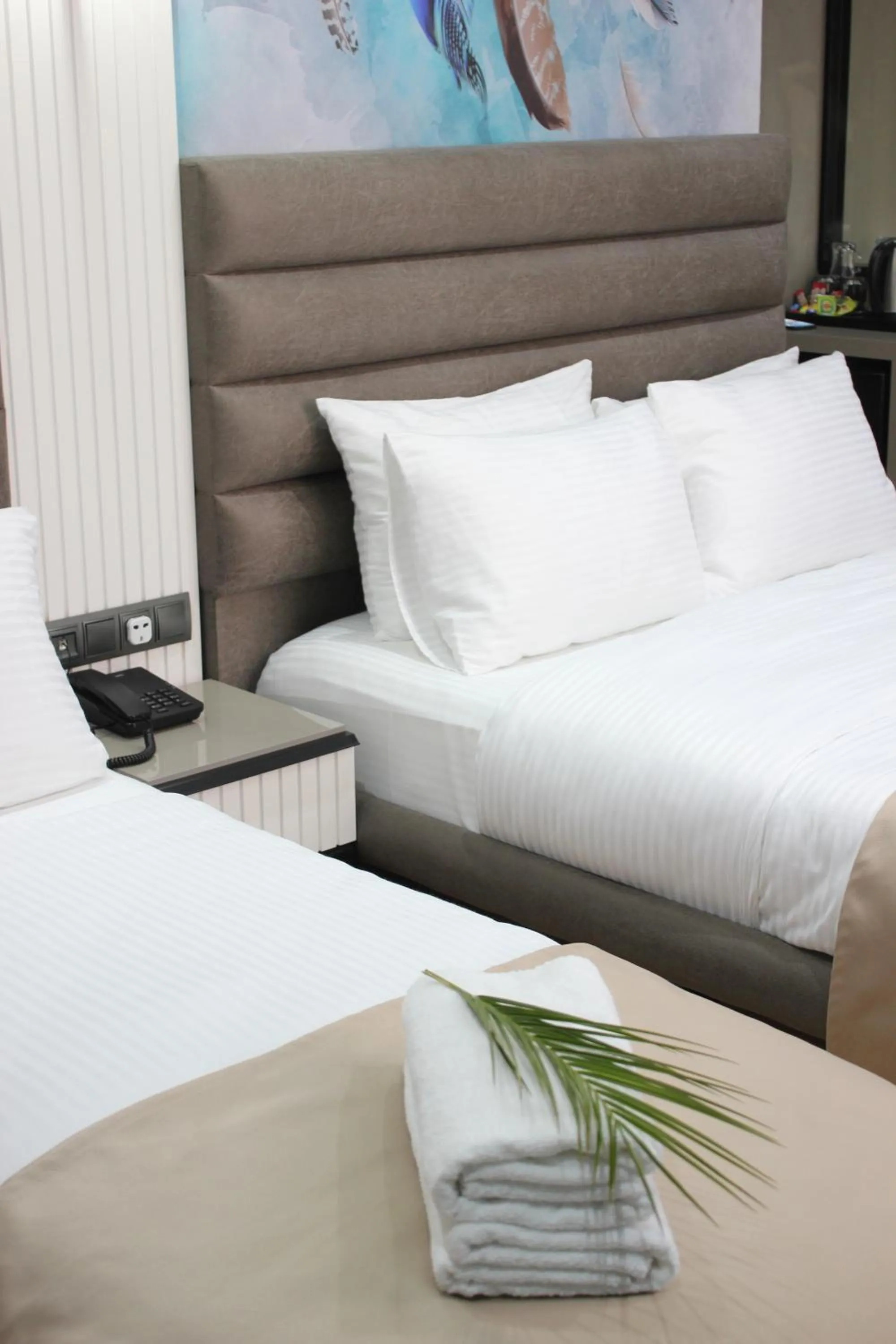 Bed in Dem Premium Hotel - Round Trip Airport Service - Istanbul International Airport