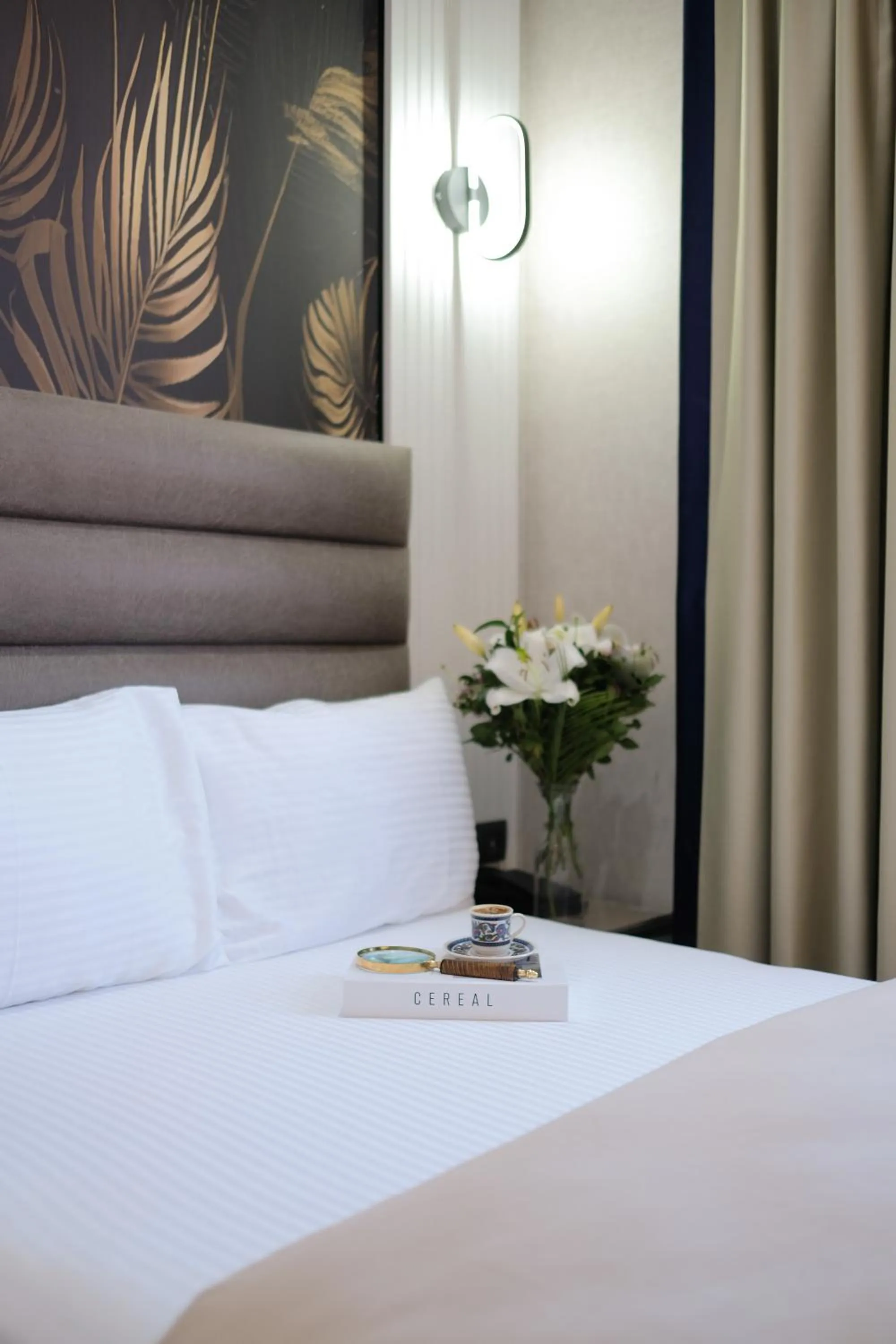 Bed in Dem Premium Hotel - Round Trip Airport Service - Istanbul International Airport