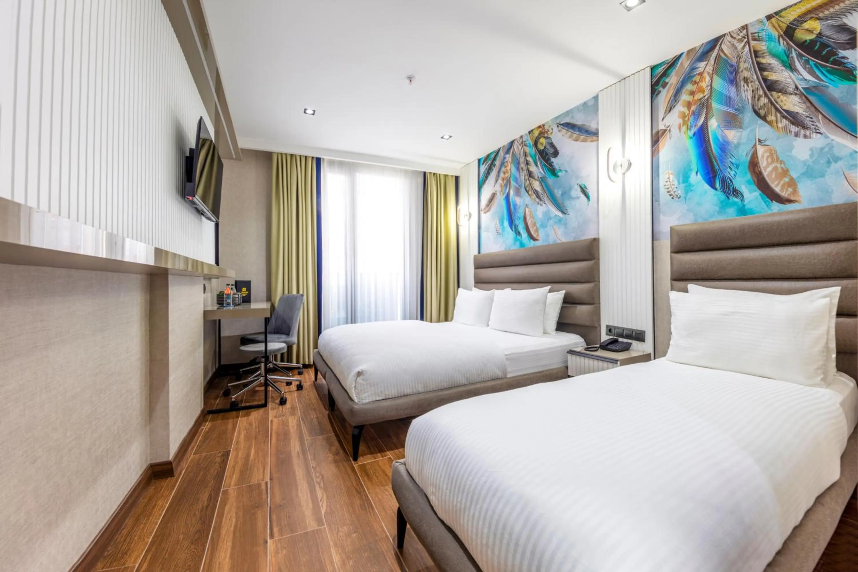 Bed in Dem Premium Hotel - Round Trip Airport Service - Istanbul International Airport