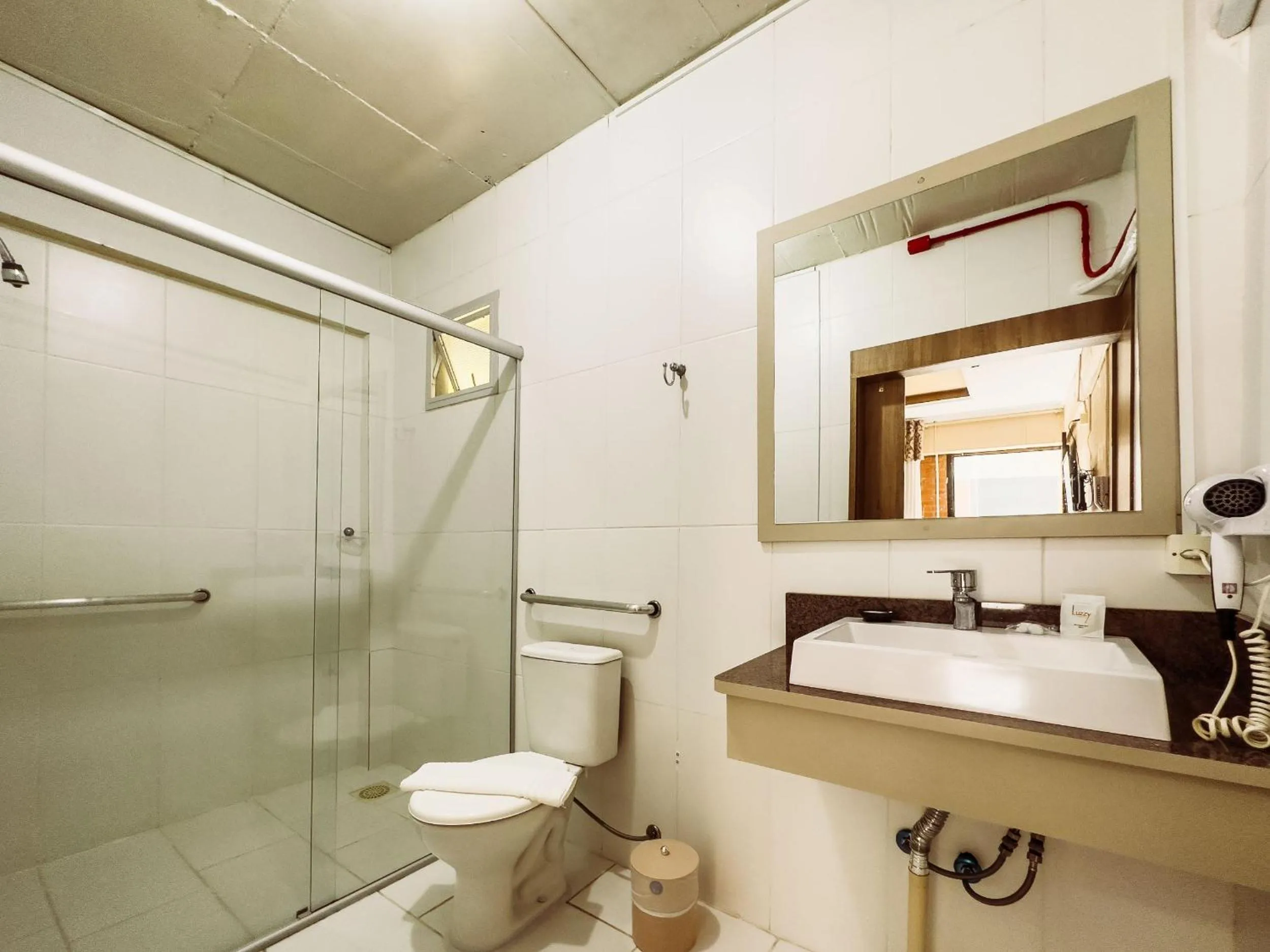 Shower in Luzzy Hotel