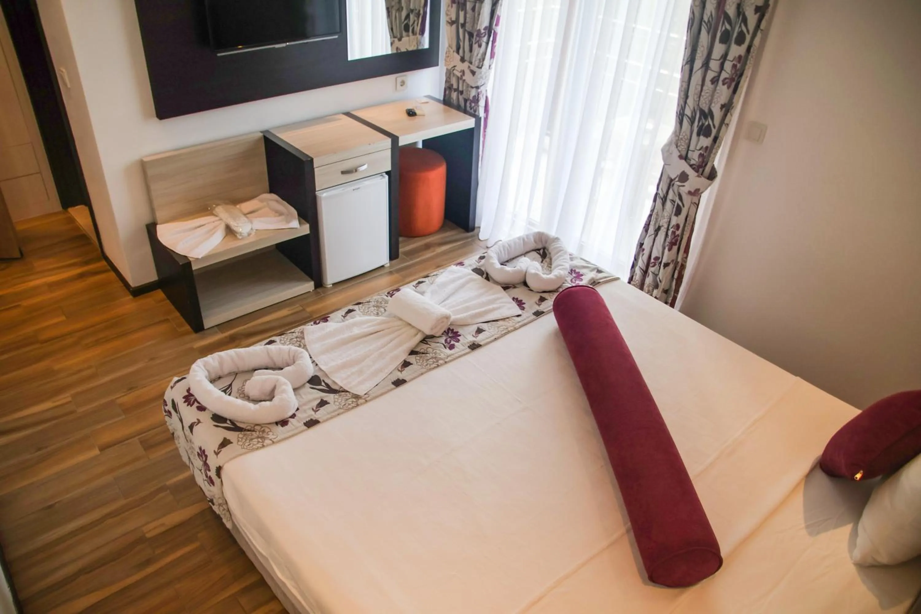 Photo of the whole room in Hermes Hotel