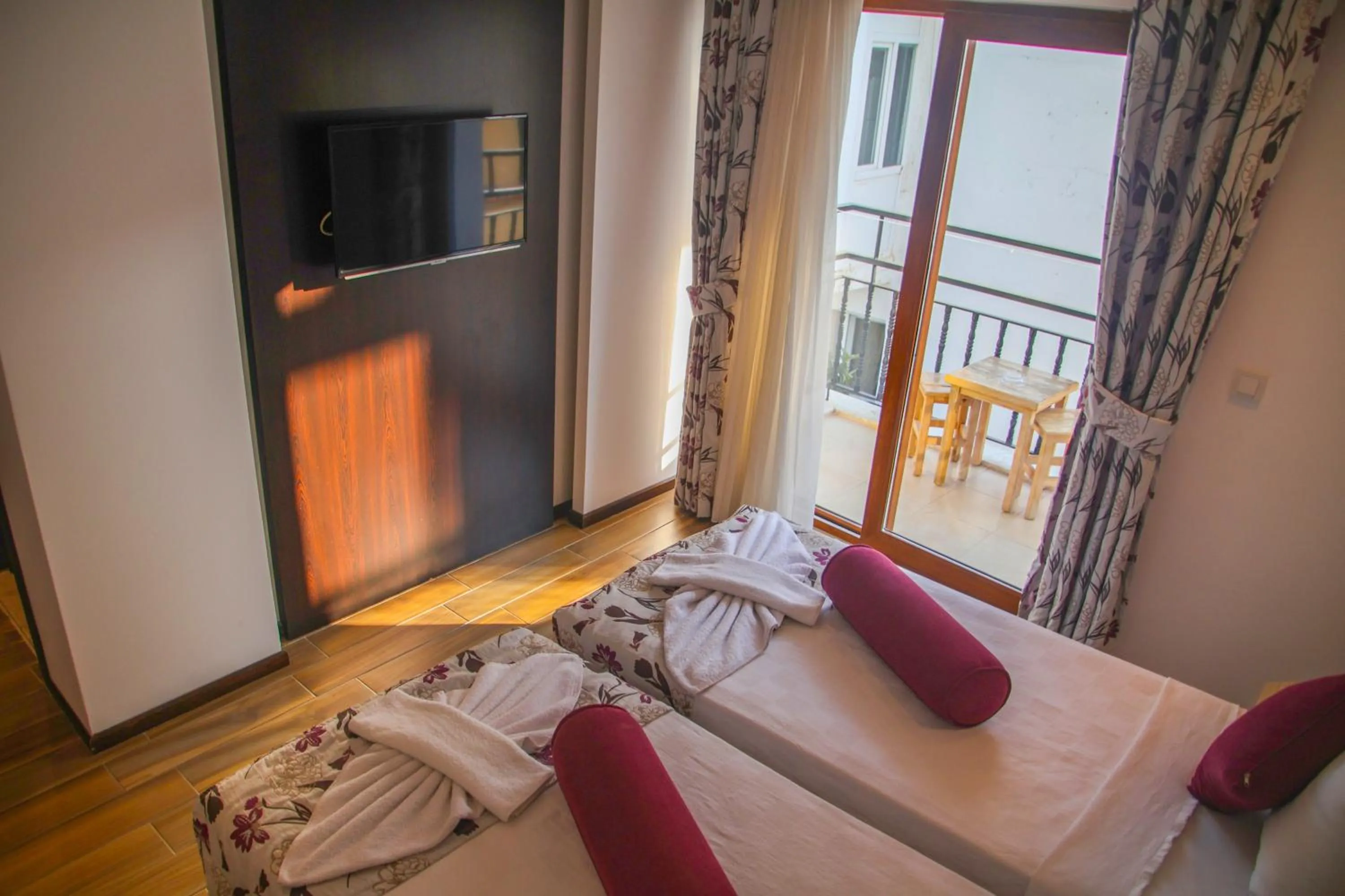 Photo of the whole room in Hermes Hotel