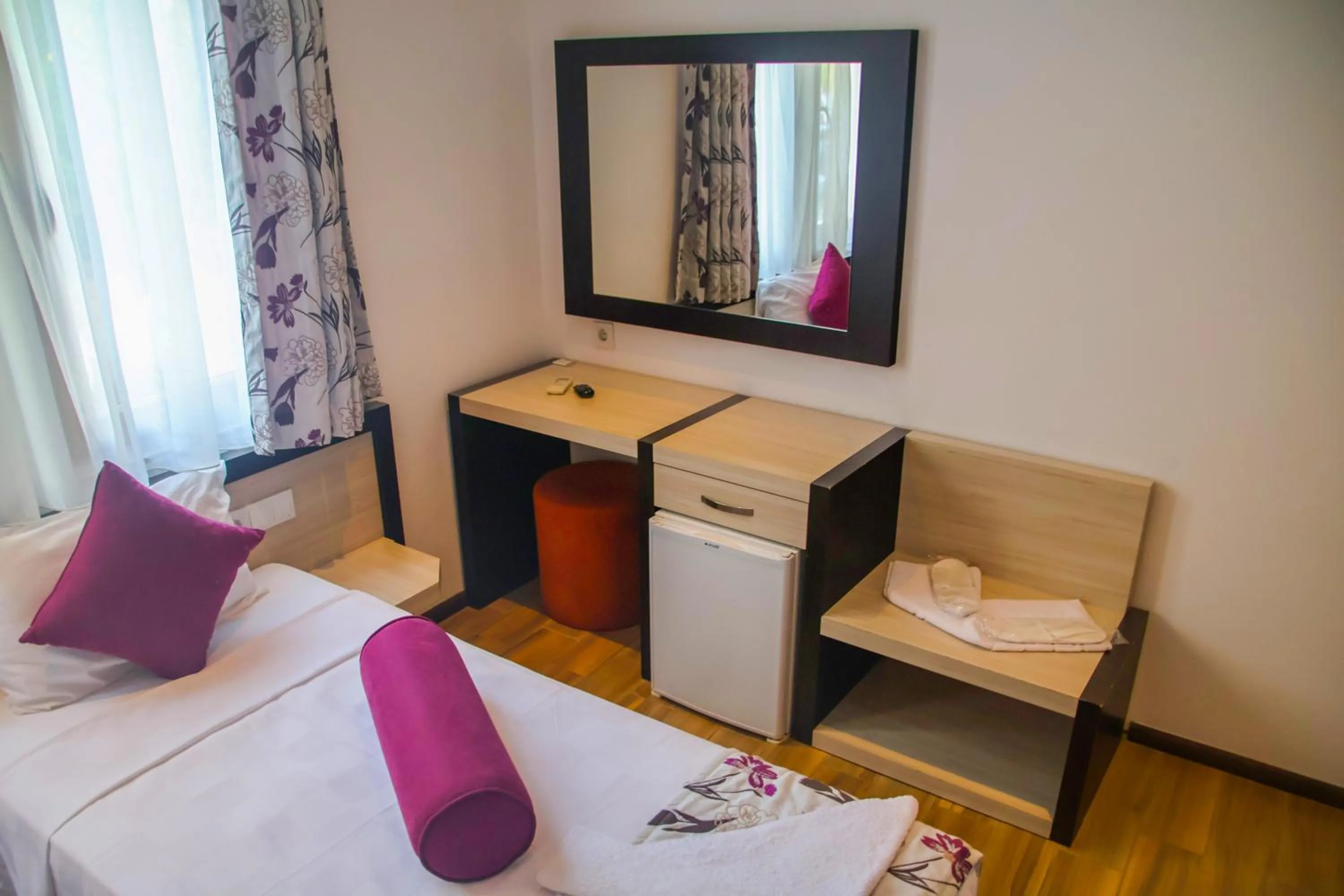 Photo of the whole room in Hermes Hotel