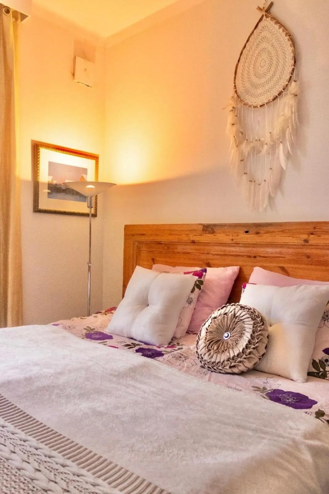 3 Lovely rooms in Helsinki center.