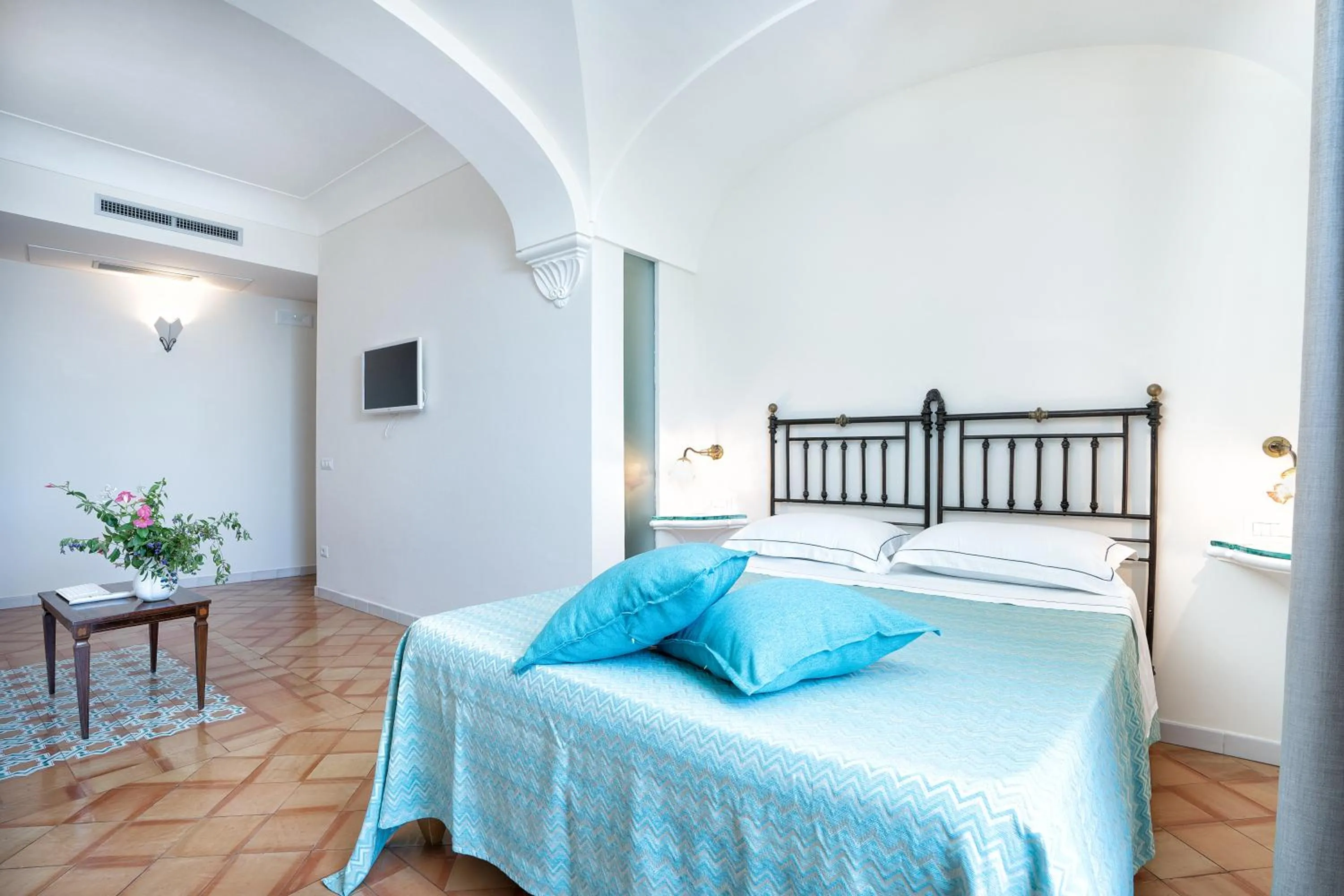 Bed in B&B Ercole di Amalfi