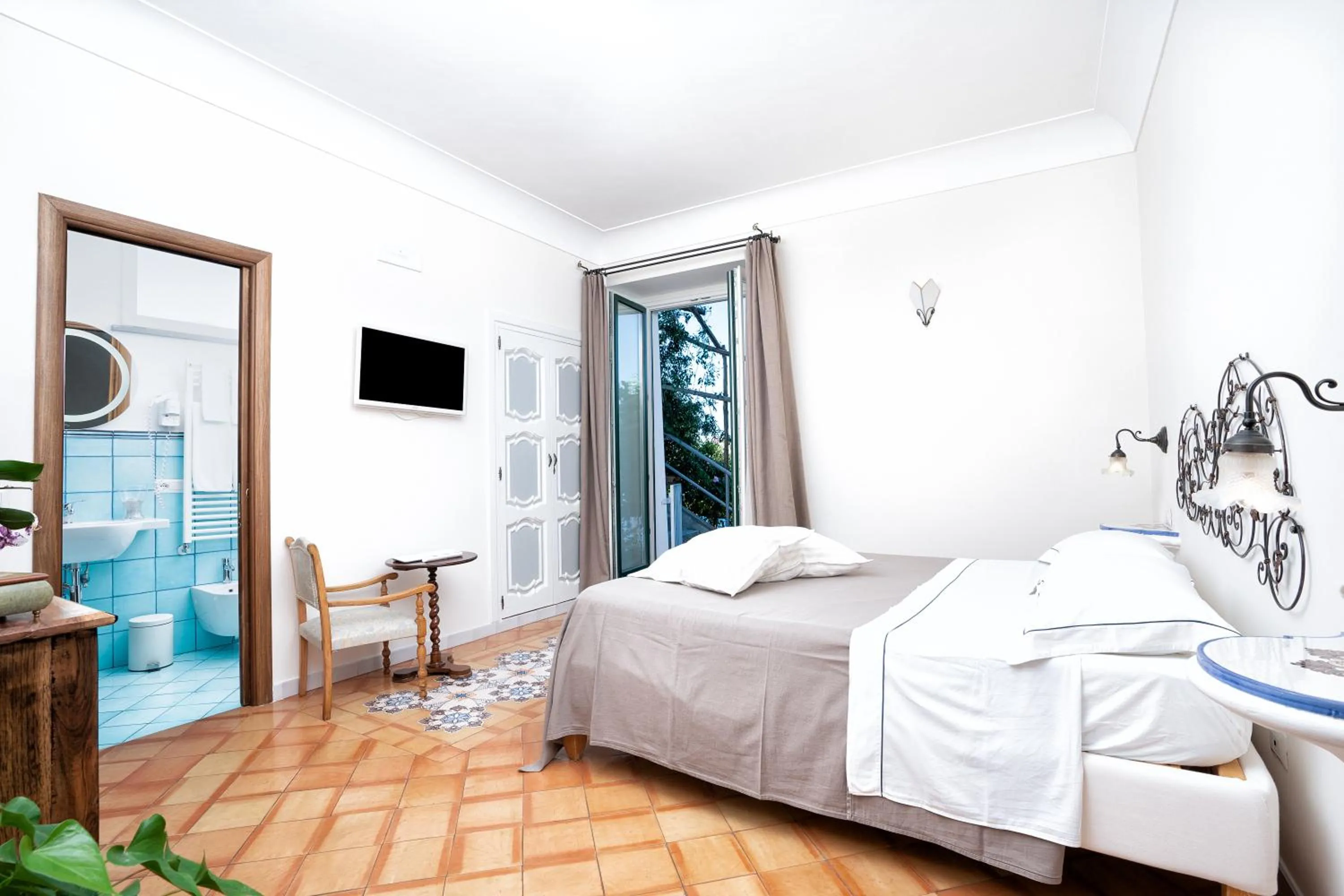 Bed in B&B Ercole di Amalfi