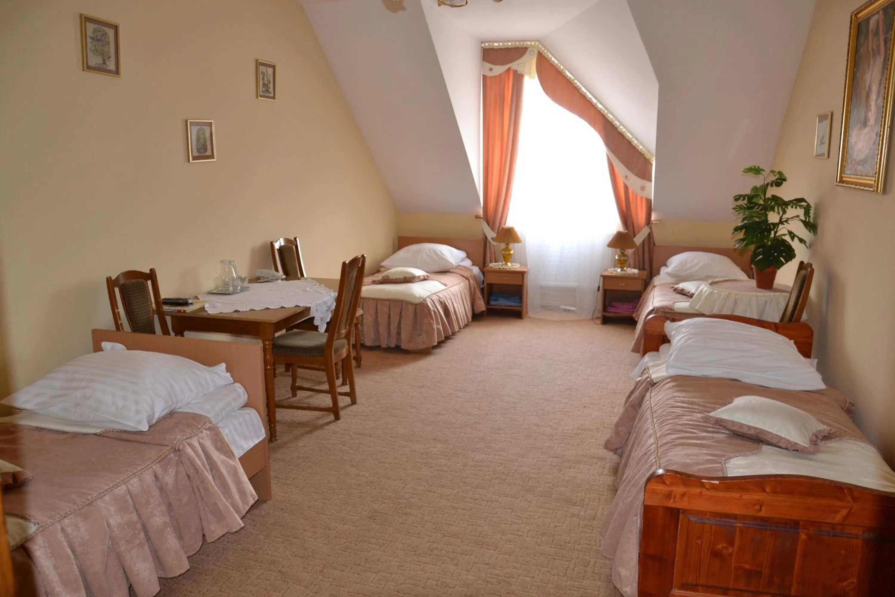 Bed in Kruiz Motel
