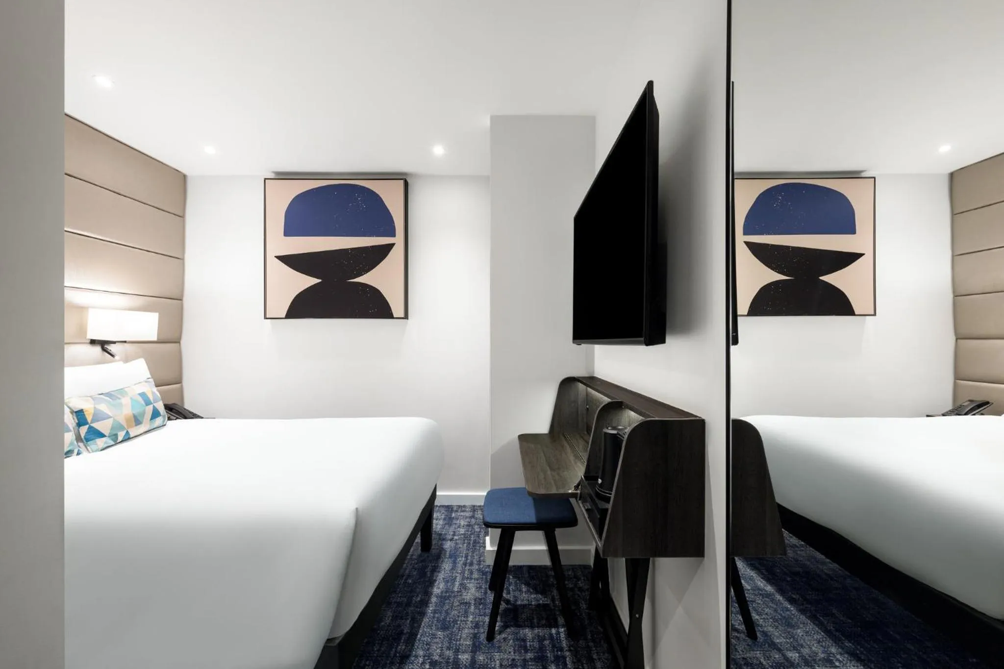 Photo of the whole room, Bed in voco London Marylebone by IHG