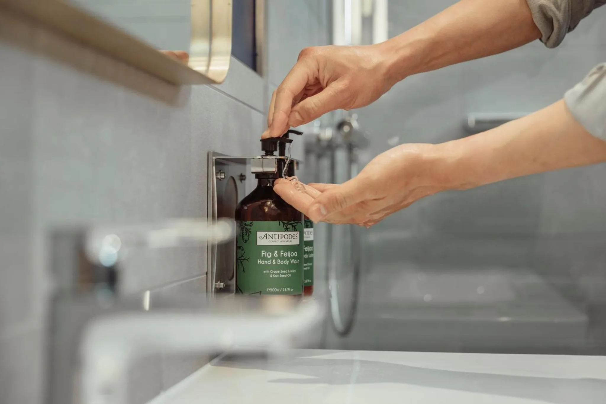 Photo of the whole room in voco London Marylebone by IHG