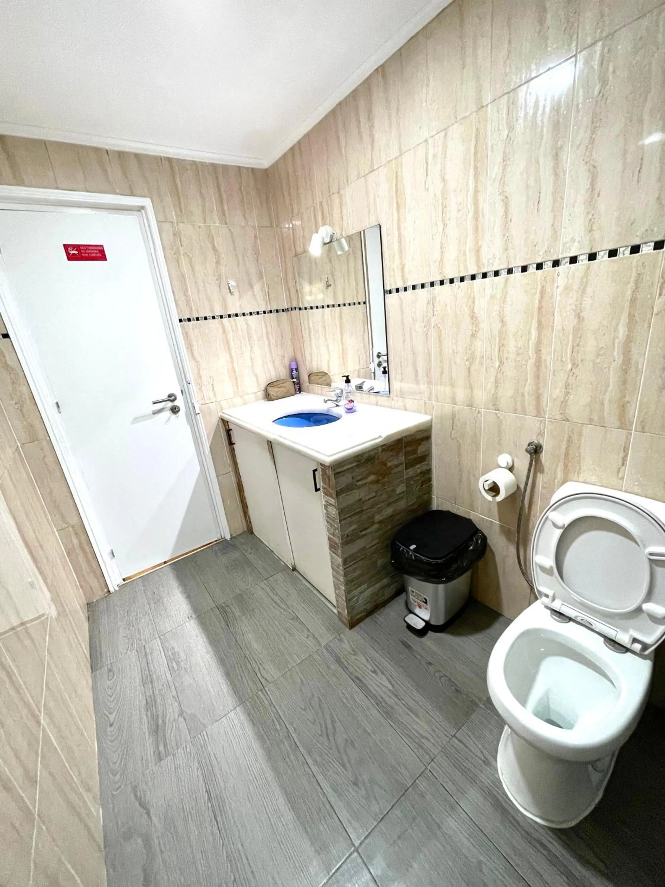 Bathroom in Lisboa Parque Guest House