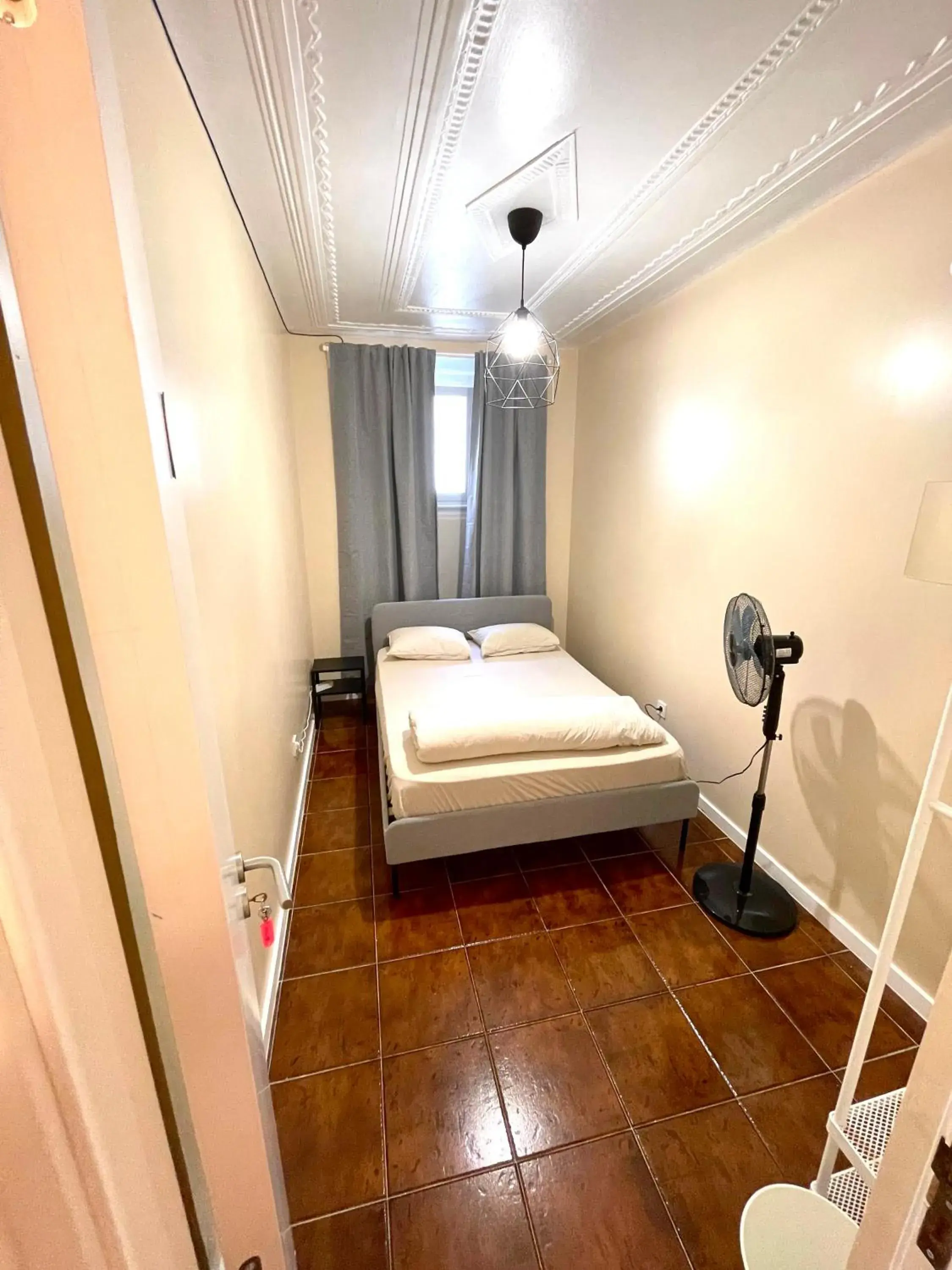 Standard Double Room with Shared Bathroom in Lisboa Parque Guest House Standard Double Room with Shared Bathroom in Lisboa Parque Guest House