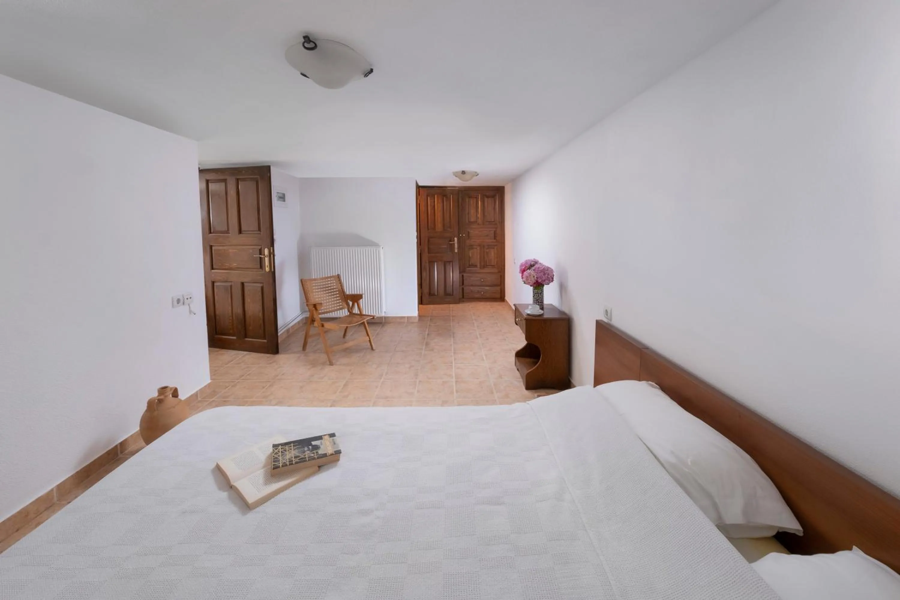 Bedroom, Bed in Palios Stathmos