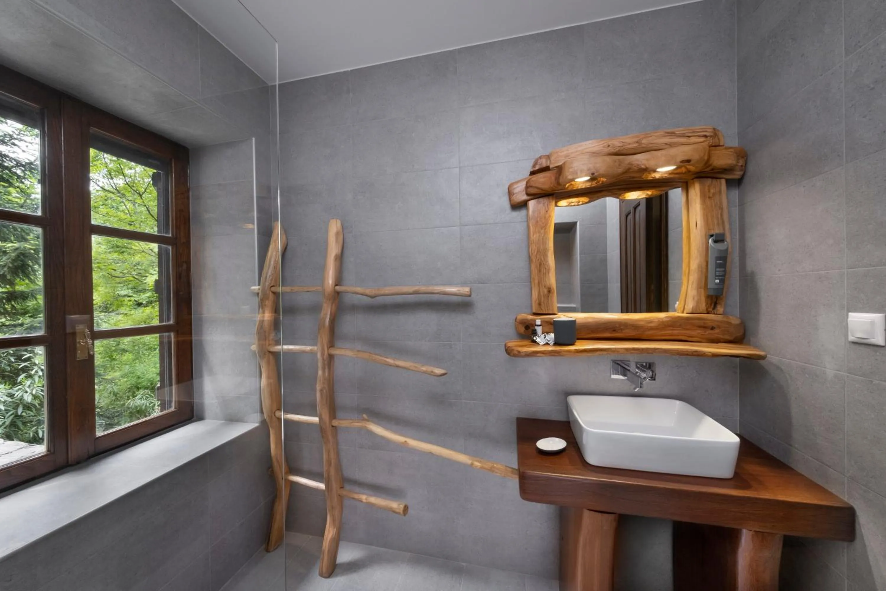 Bathroom in Palios Stathmos