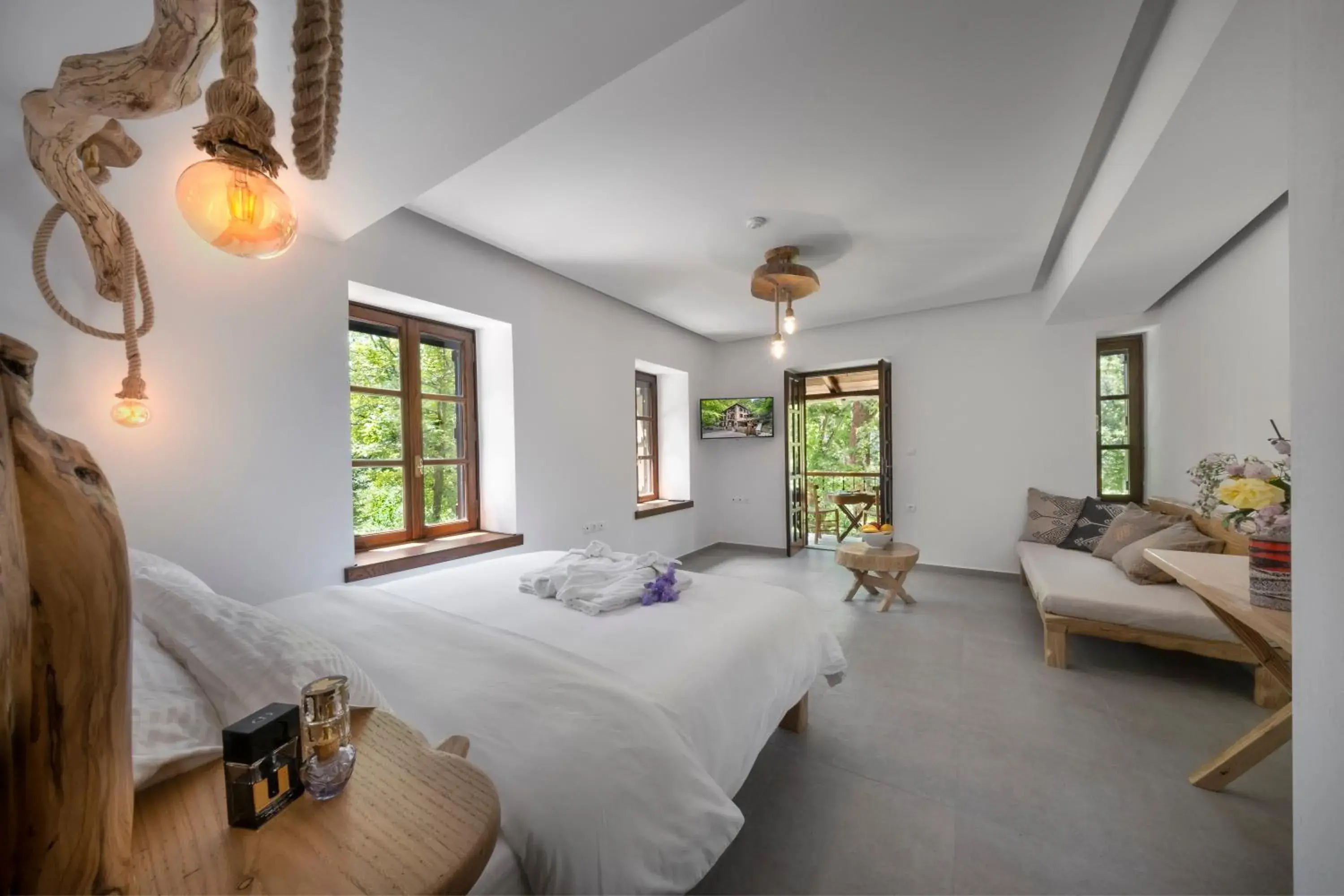 Photo of the whole room, Bed in Palios Stathmos Photo of the whole room, Bed in Palios Stathmos