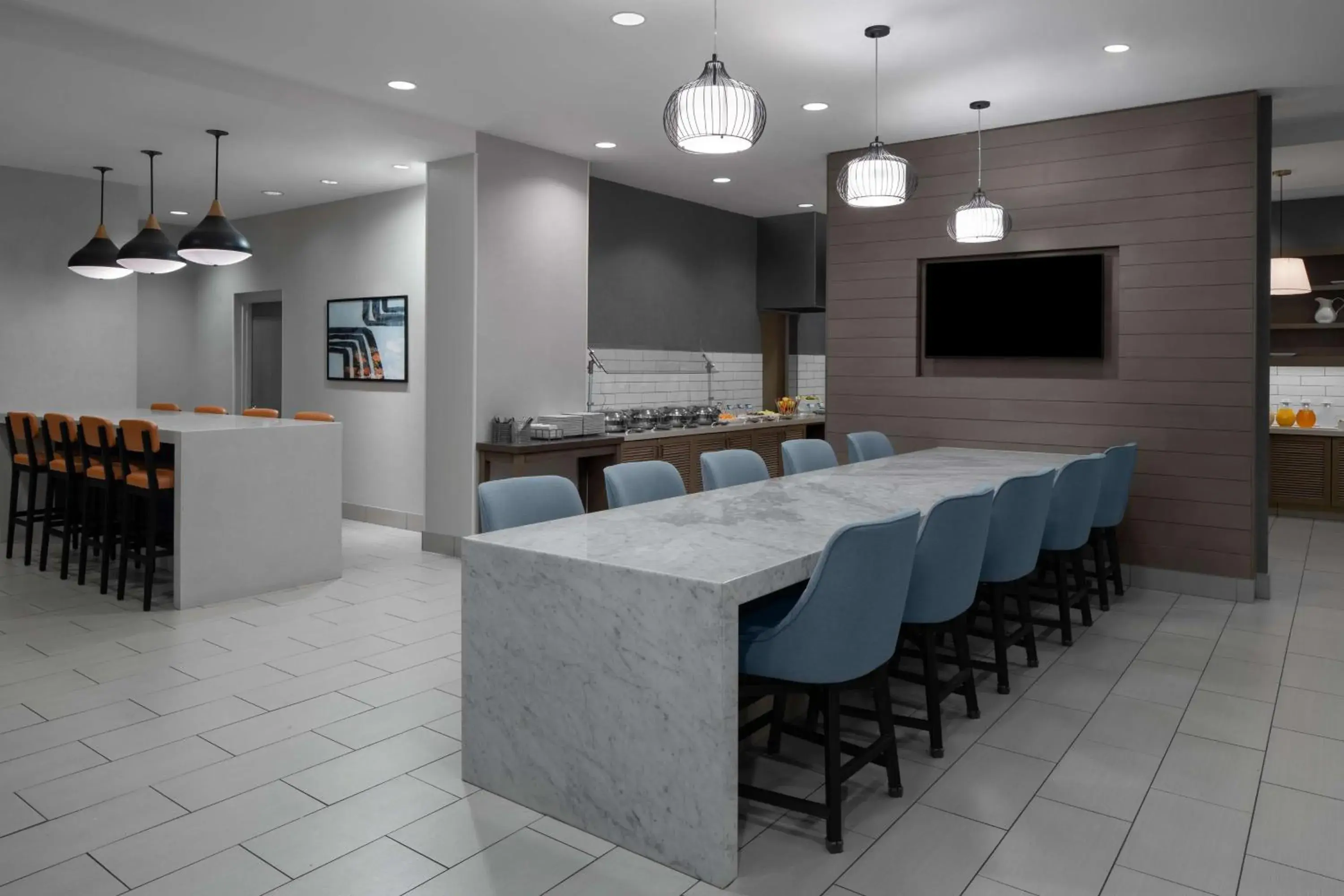 Breakfast in Hyatt House Raleigh North Hills Breakfast in Hyatt House Raleigh North Hills