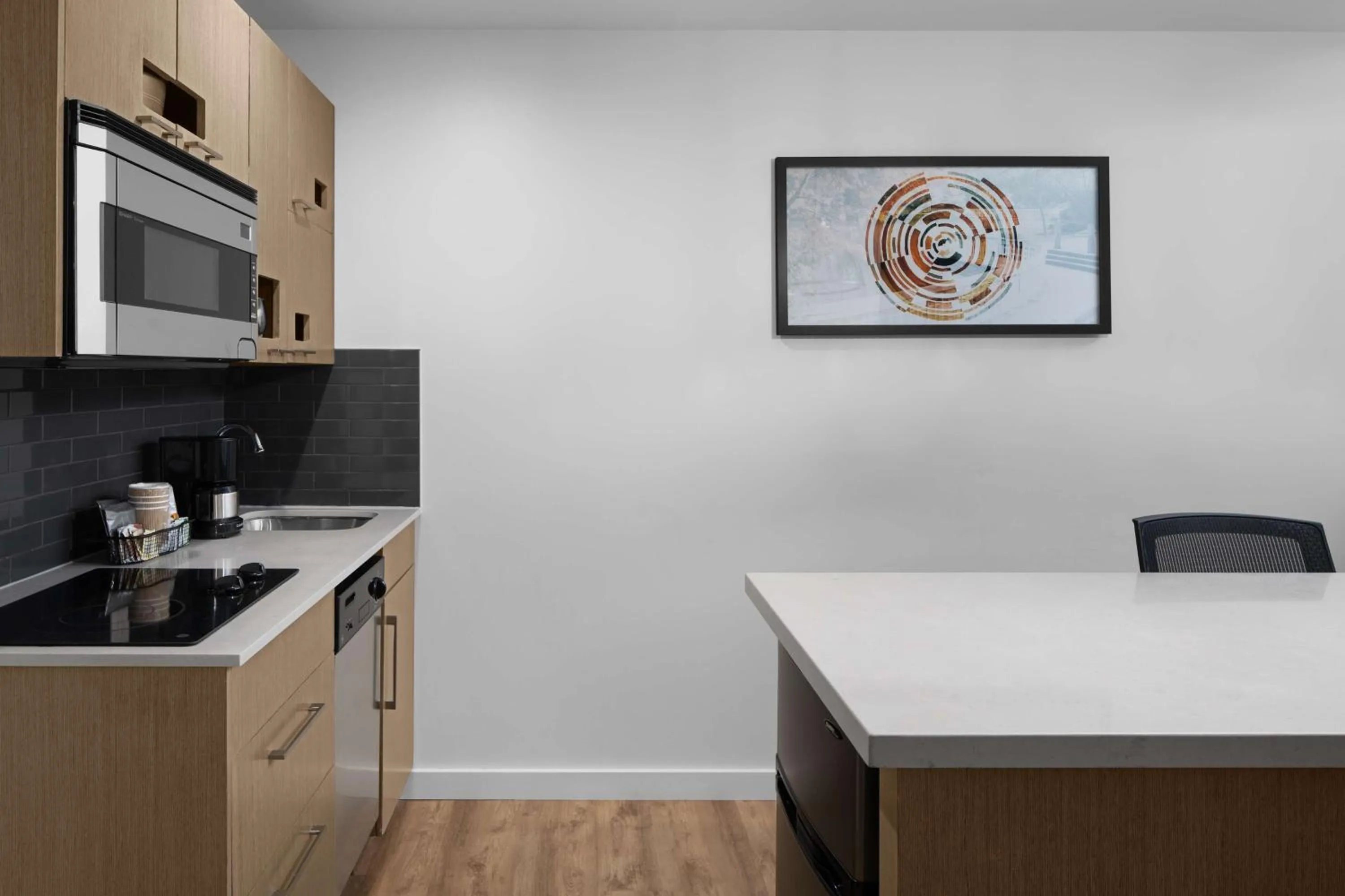 Photo of the whole room in Hyatt House Raleigh North Hills