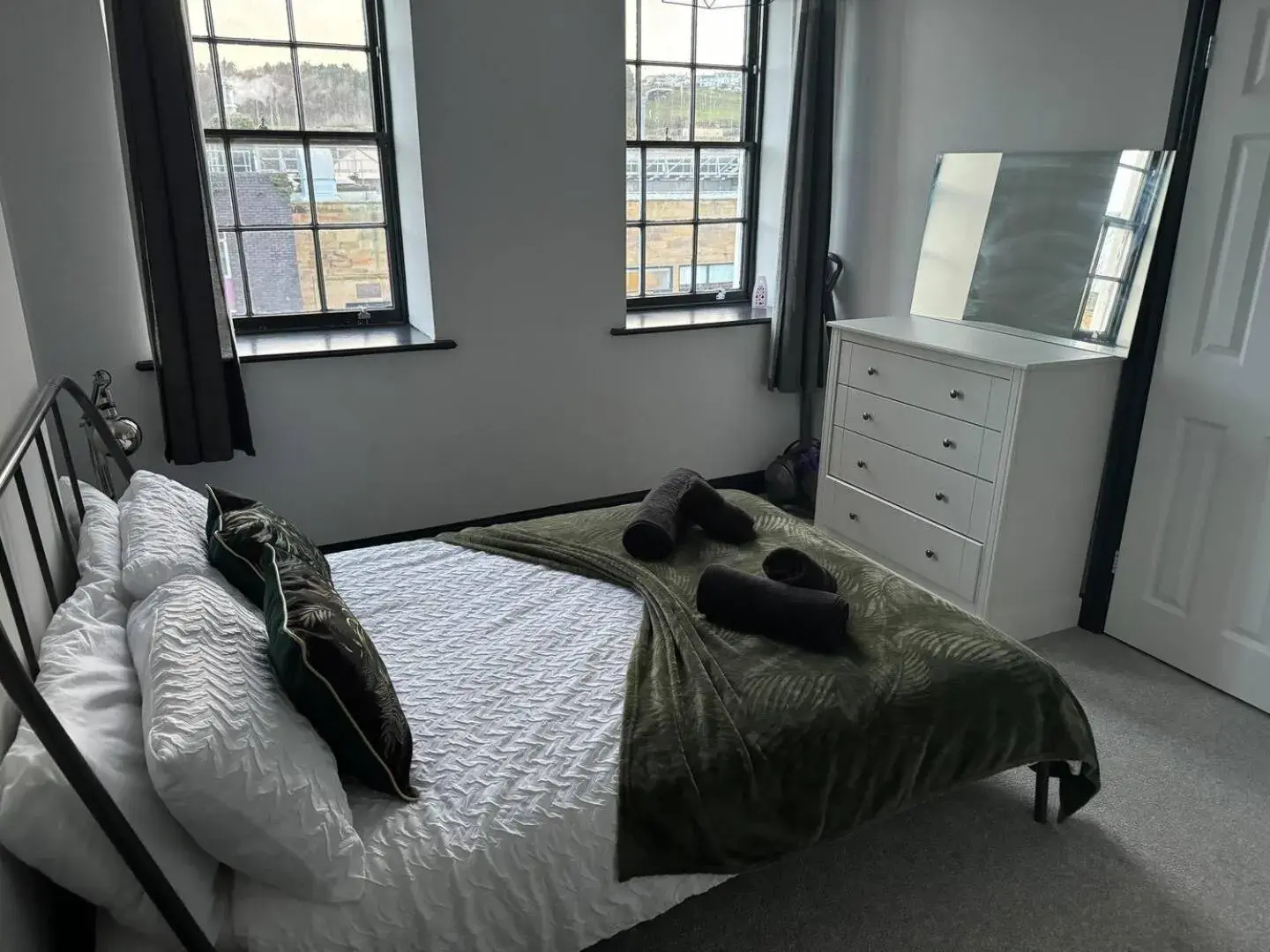 The Lowther Penthouse - 2 Bedrooms - Sleeps 4 The Lowther Penthouse - 2 Bedrooms - Sleeps 4