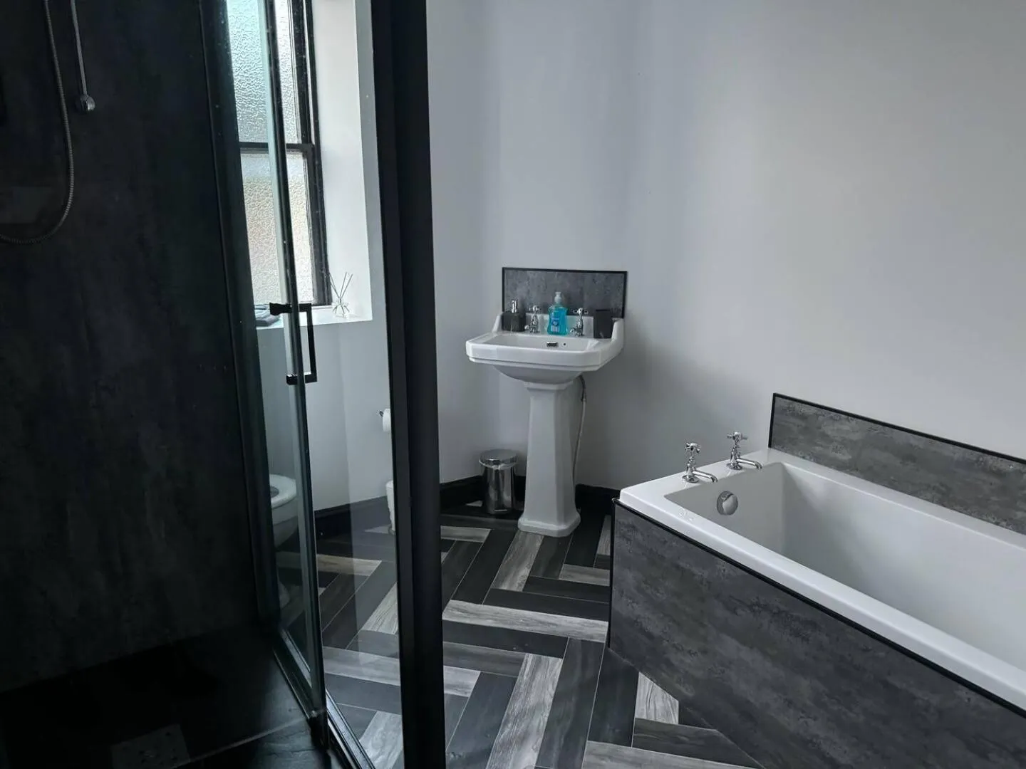 The Lowther Penthouse - 2 Bedrooms - Sleeps 4