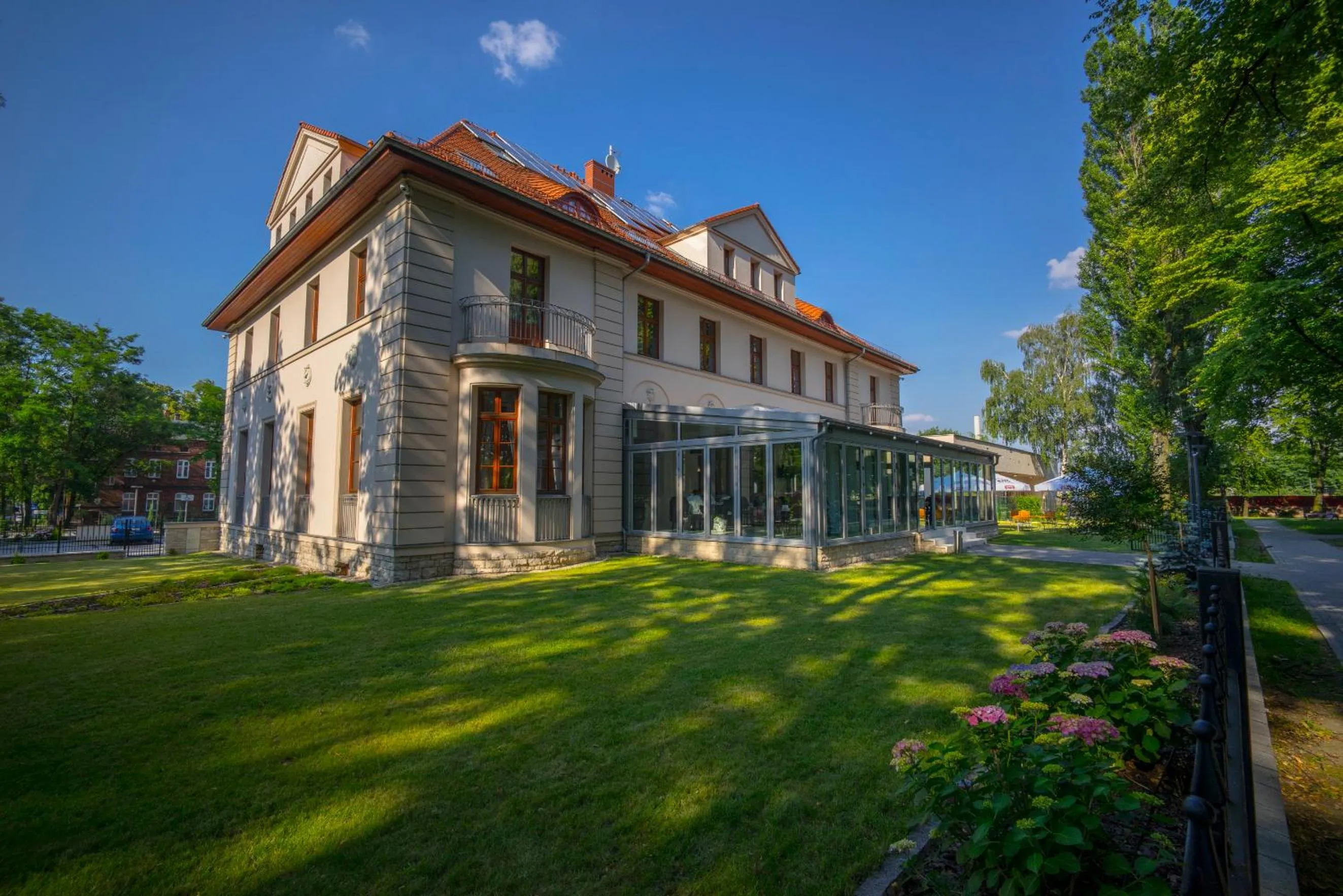 Property building in Hotel Gorczowski Katowice Chorzów
