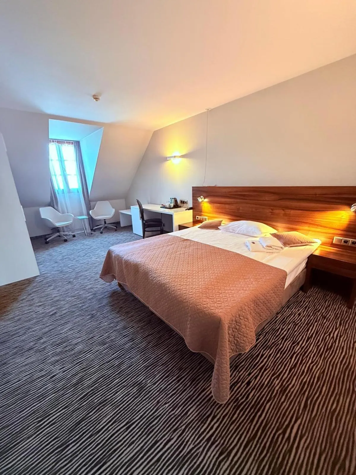 Bed in Hotel Gorczowski Katowice Chorzów