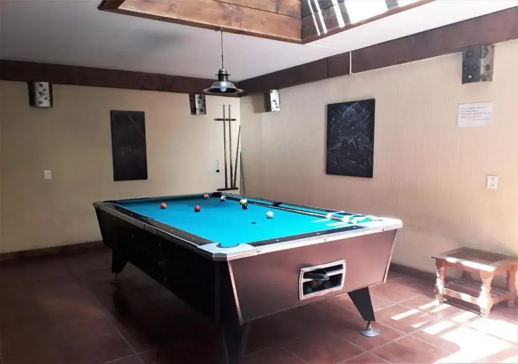 Billiard in Del Caballero Hotel Billiard in Del Caballero Hotel