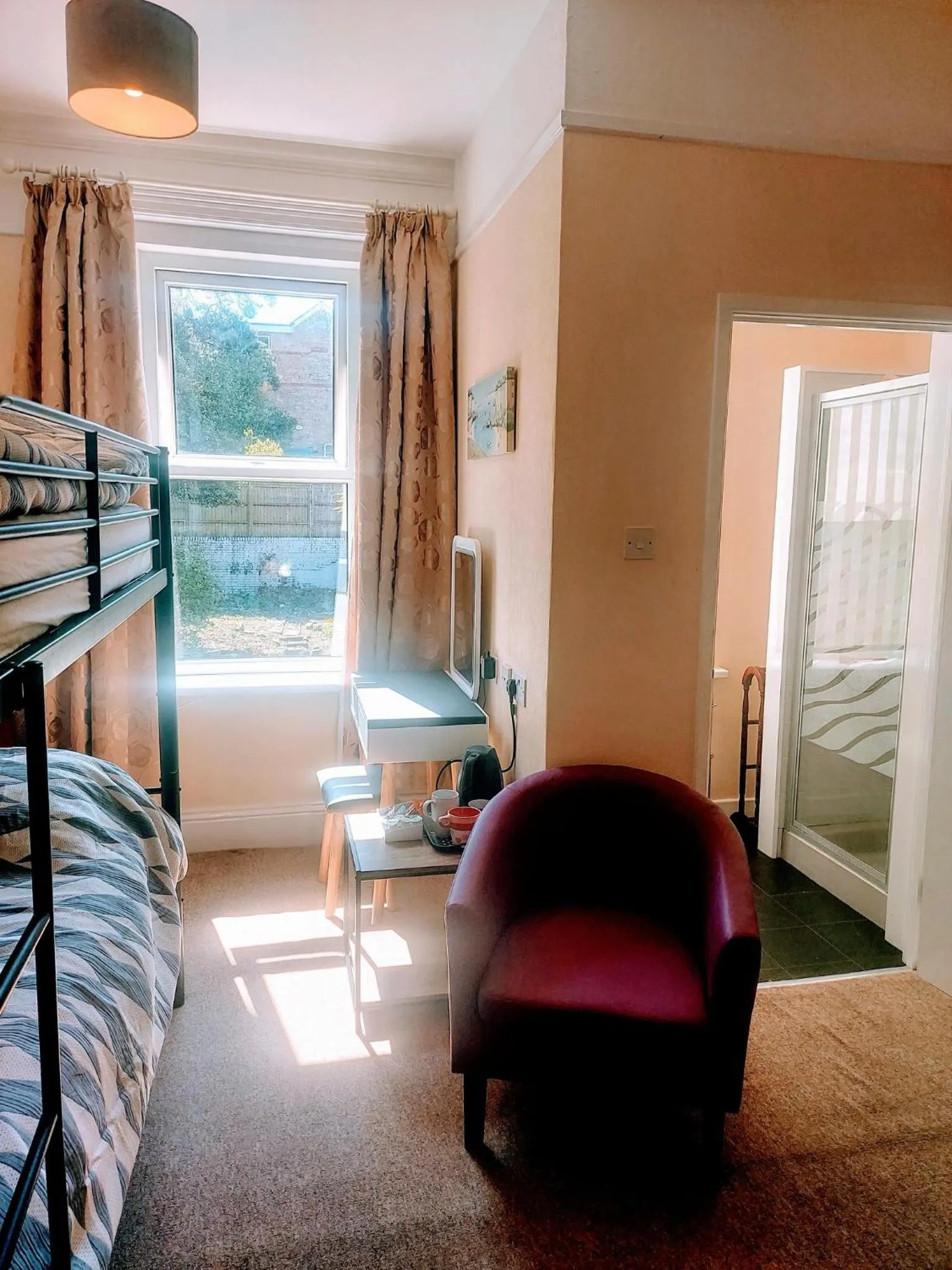 Lea Hurst B & B
